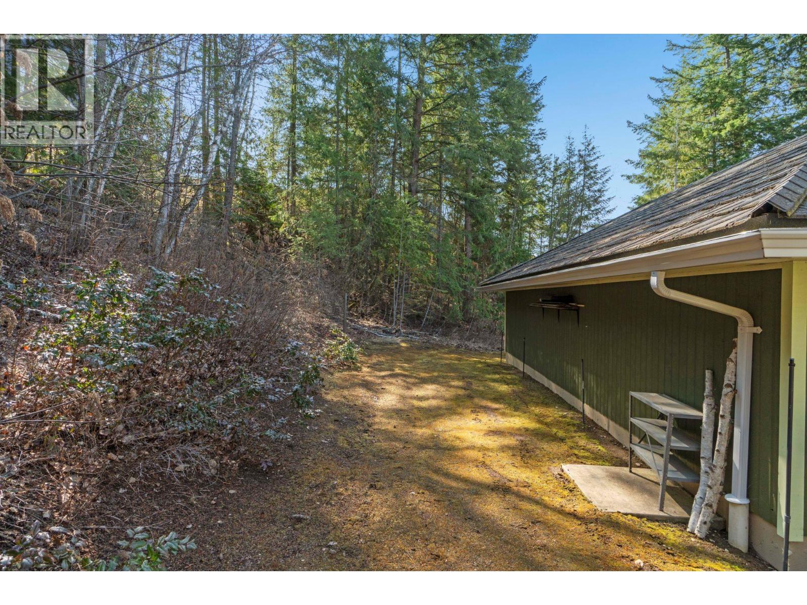 3471 Mcbride Road, Blind Bay, British Columbia  V0E 1H1 - Photo 54 - 10381521