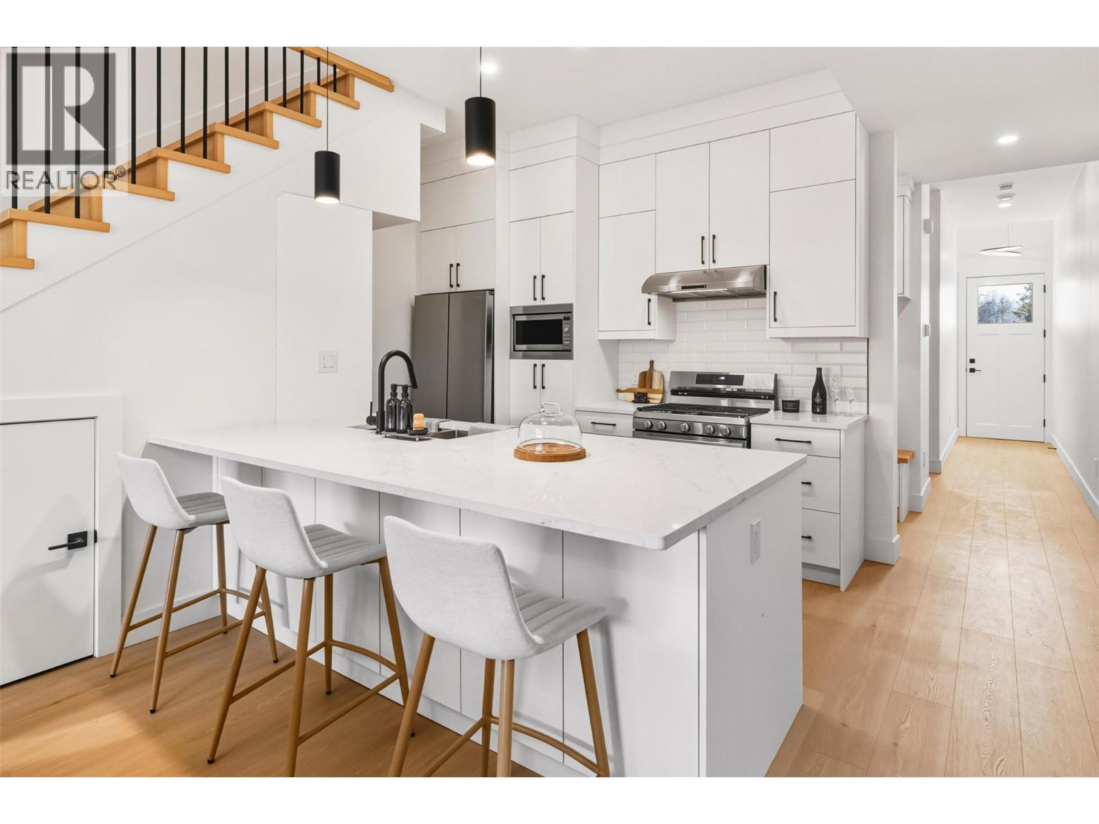 194 Maple Place Unit# 1, Oliver, British Columbia  V0H 1T9 - Photo 1 - 10383564