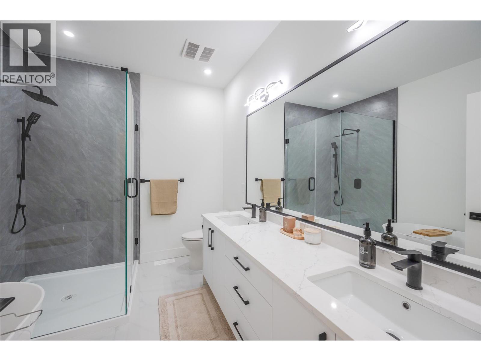 194 Maple Place Unit# 1, Oliver, British Columbia  V0H 1T9 - Photo 32 - 10383564