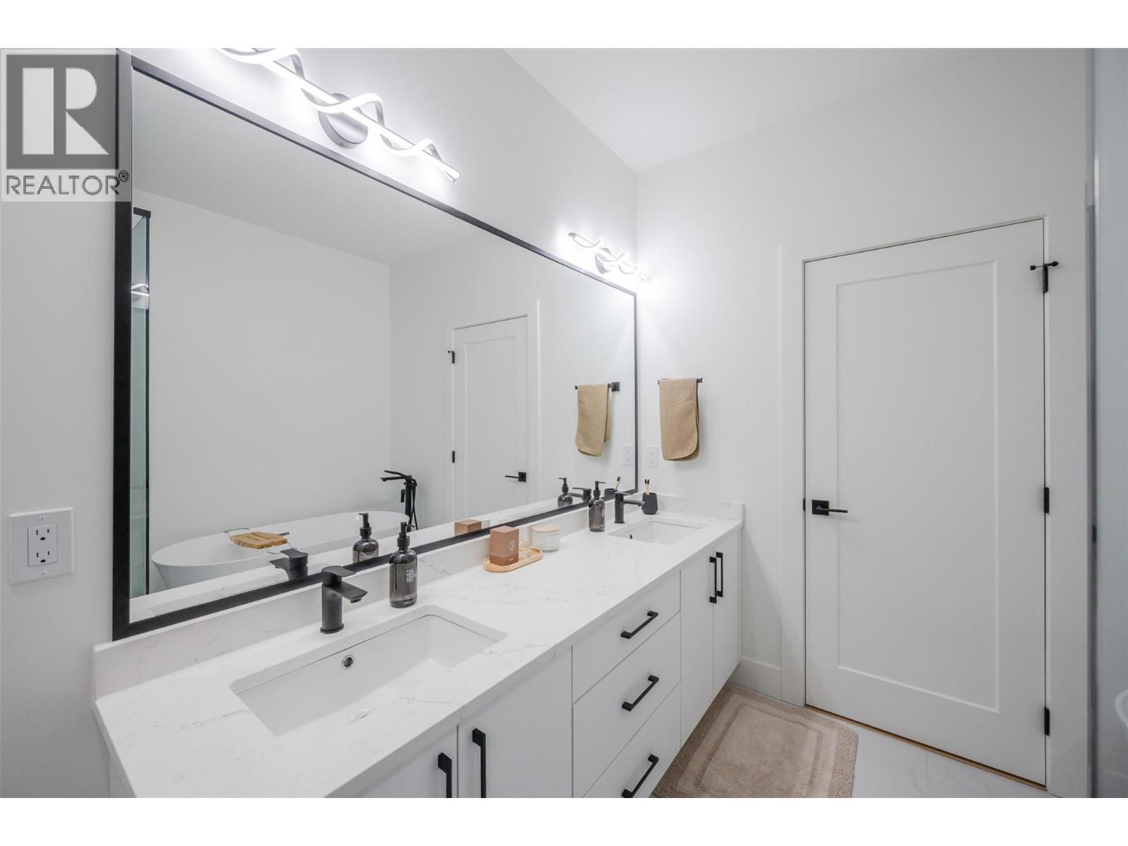 194 Maple Place Unit# 1, Oliver, British Columbia  V0H 1T9 - Photo 35 - 10383564