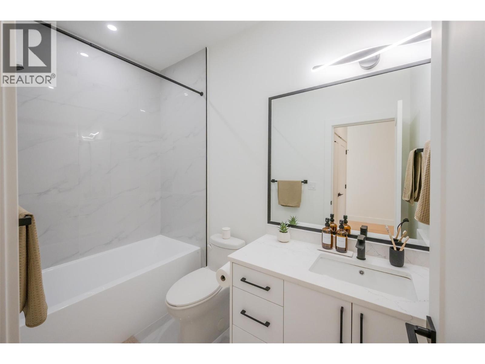 194 Maple Place Unit# 1, Oliver, British Columbia  V0H 1T9 - Photo 46 - 10383564