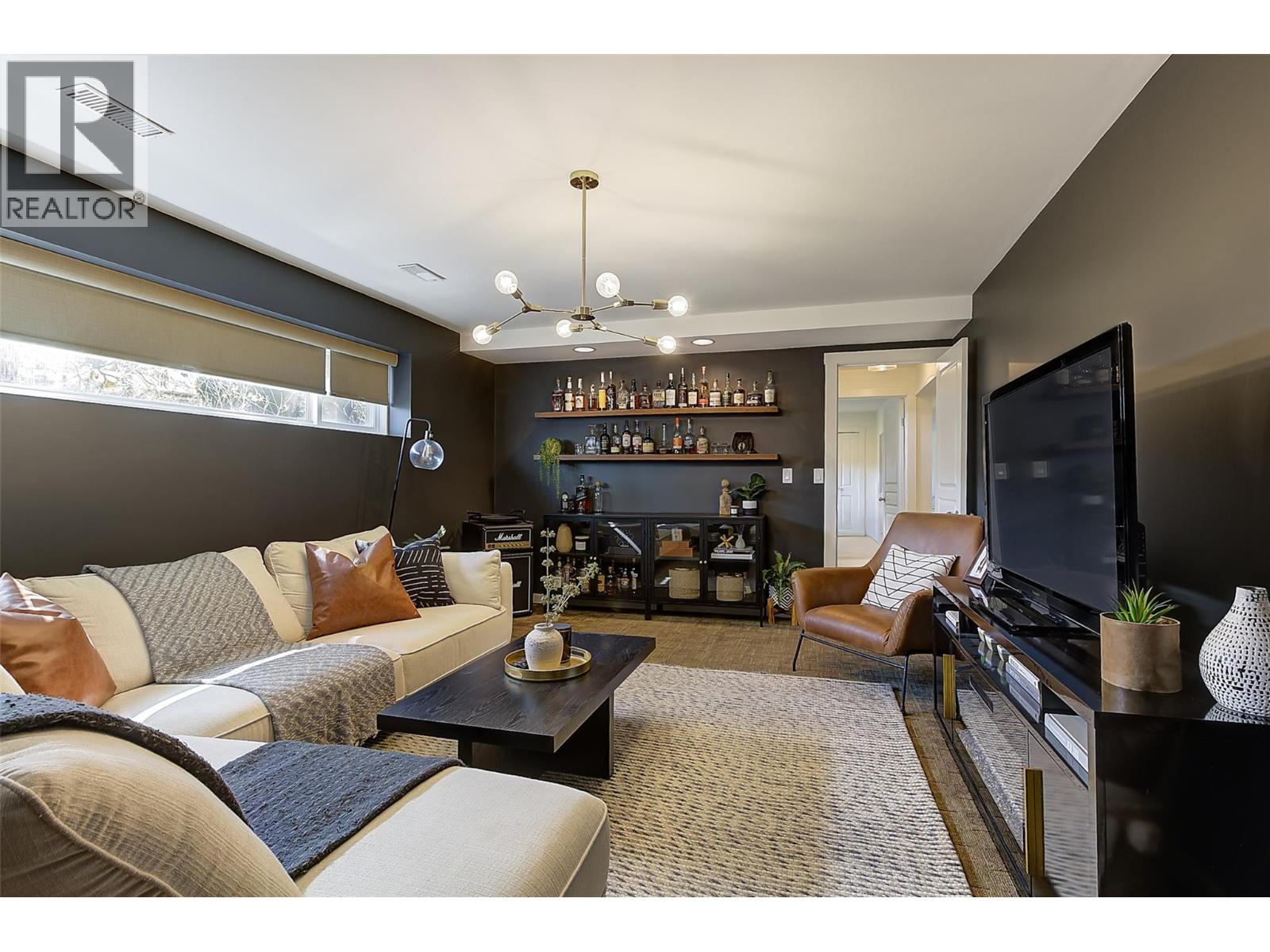 1520 Oakridge Road, Kelowna, British Columbia  V1W 3A9 - Photo 17 - 10383528