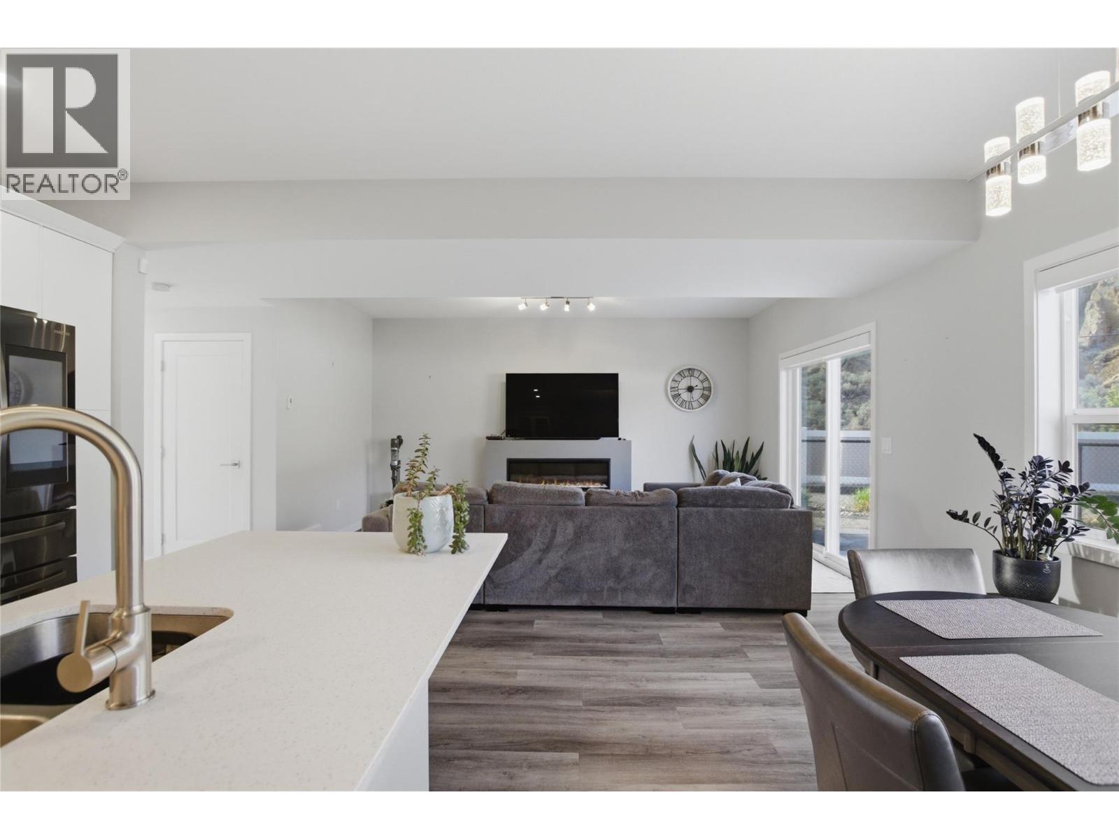 2683 Ord Road Unit# 143, Kamloops, British Columbia  V2B 0J2 - Photo 10 - 10383170