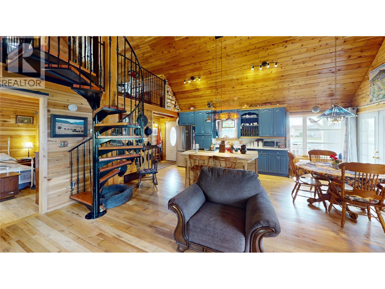 2122 Erickson Street, Creston, British Columbia  V0B 1G5 - Photo 10 - 10382299