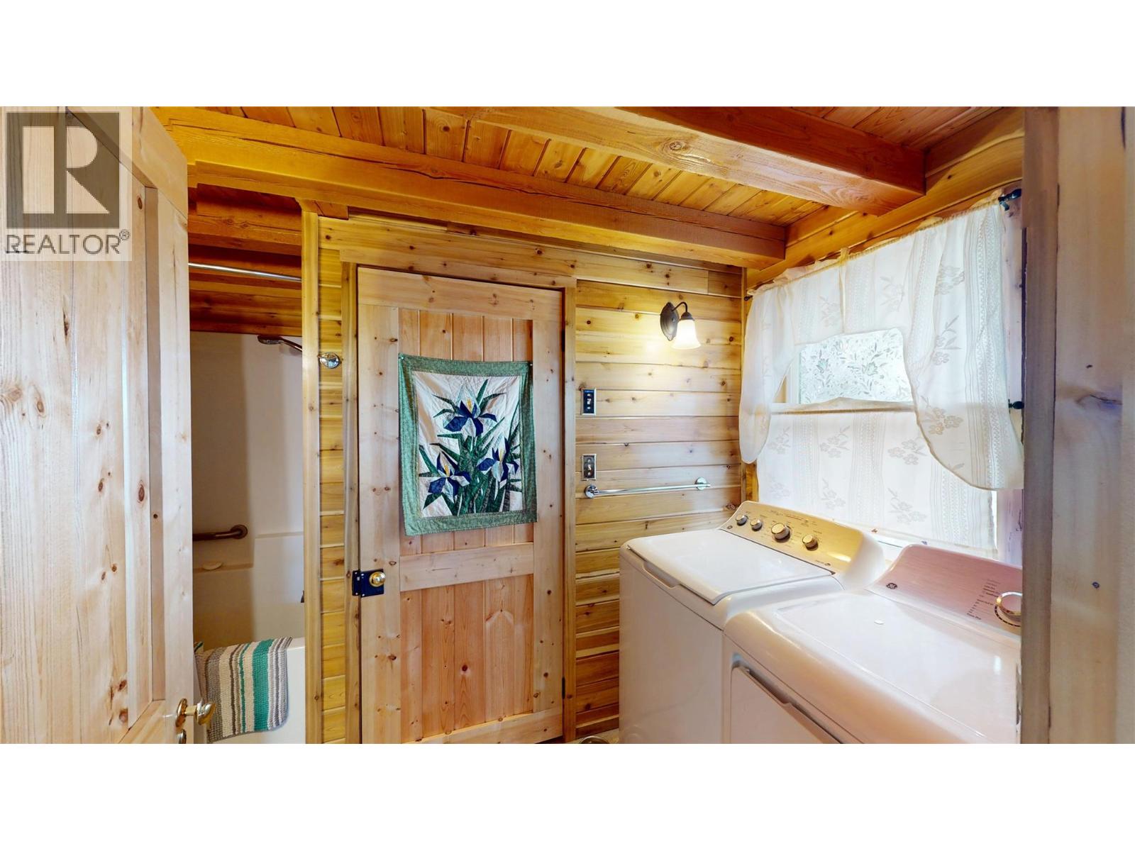 2122 Erickson Street, Creston, British Columbia  V0B 1G5 - Photo 18 - 10382299