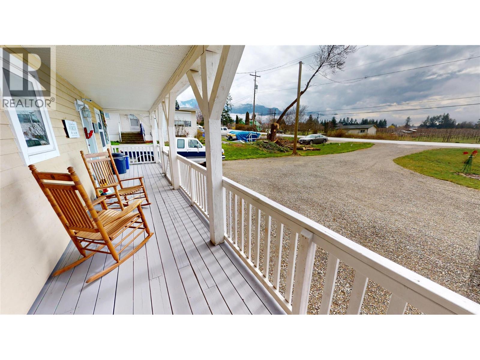 2122 Erickson Street, Creston, British Columbia  V0B 1G5 - Photo 32 - 10382299