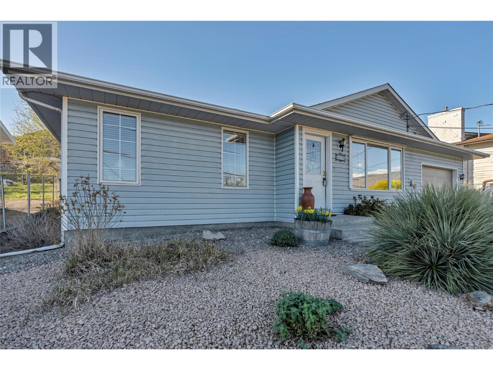 5878 Tulameen Street, Oliver, British Columbia  V0H 1T0 - Photo 39 - 10383490