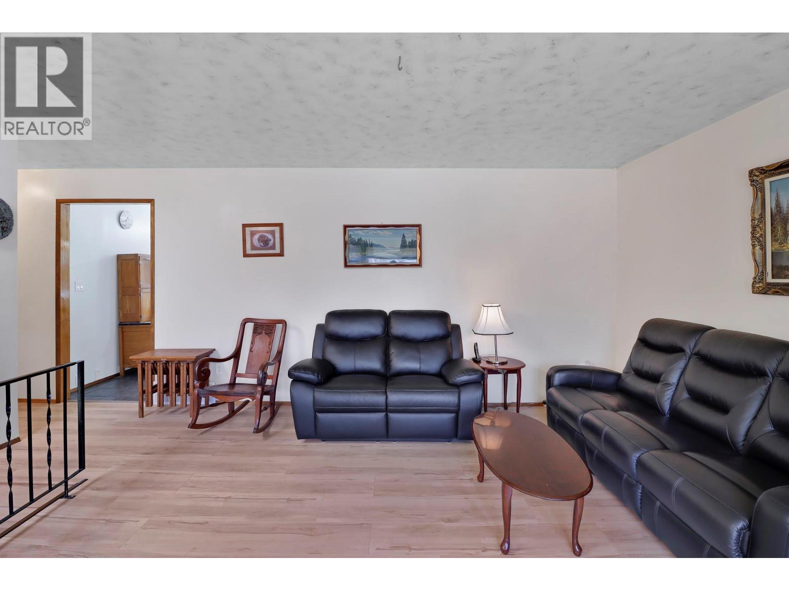 2873 Simpson Road, Cranbrook, British Columbia  V1C 6T2 - Photo 10 - 10383313