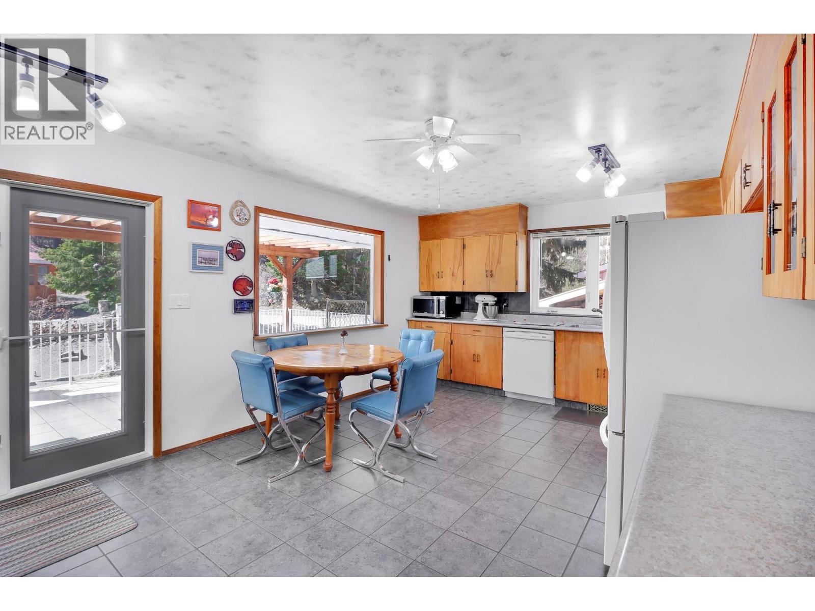 2873 Simpson Road, Cranbrook, British Columbia  V1C 6T2 - Photo 12 - 10383313