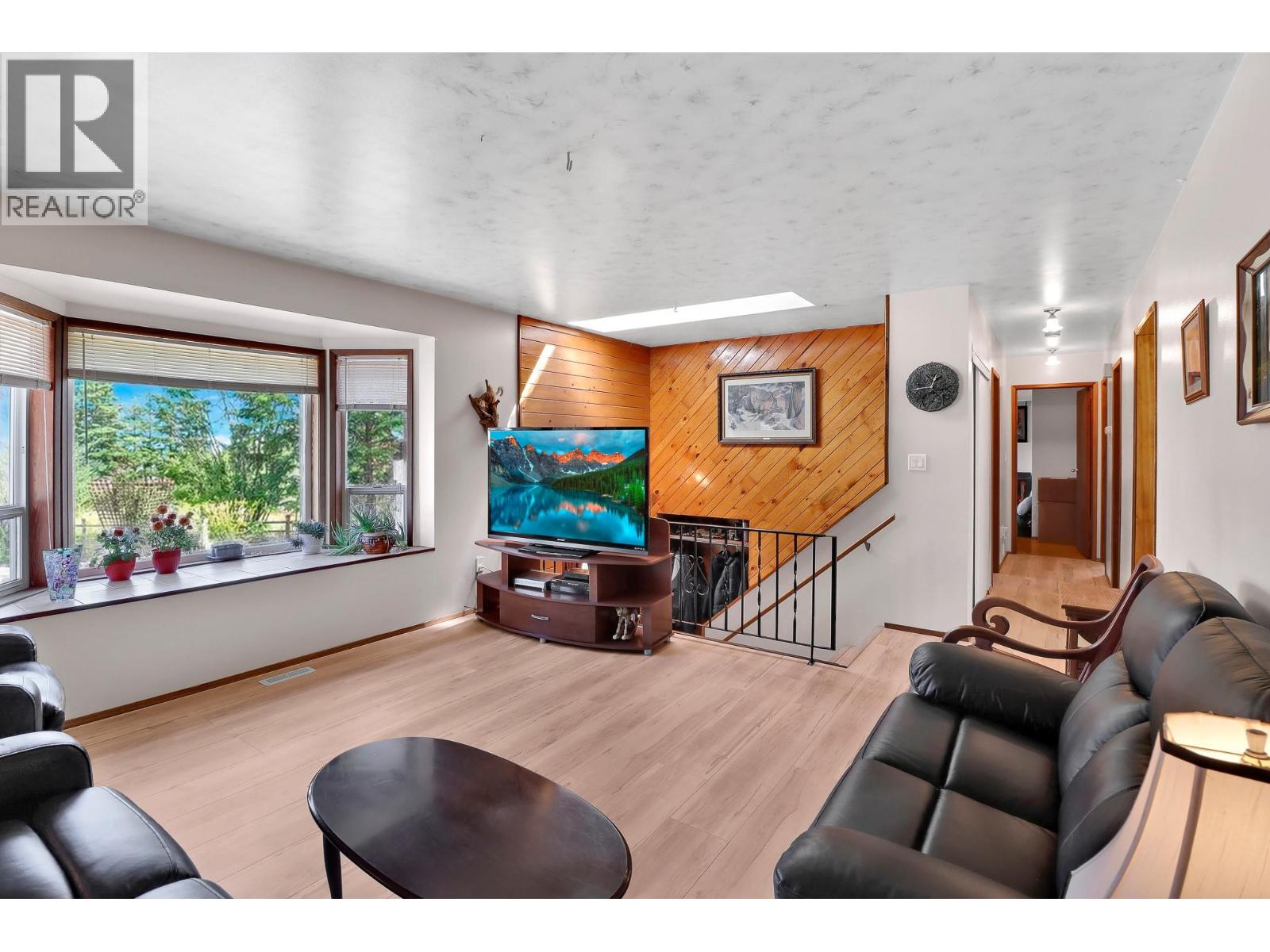 2873 Simpson Road, Cranbrook, British Columbia  V1C 6T2 - Photo 7 - 10383313