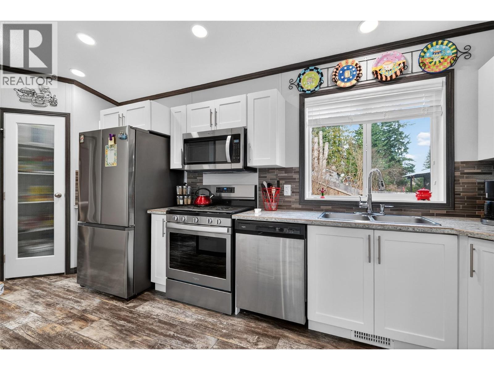 5235 Shaw Road Unit# 11, Salmon Arm, British Columbia  V1E 4M3 - Photo 21 - 10383370