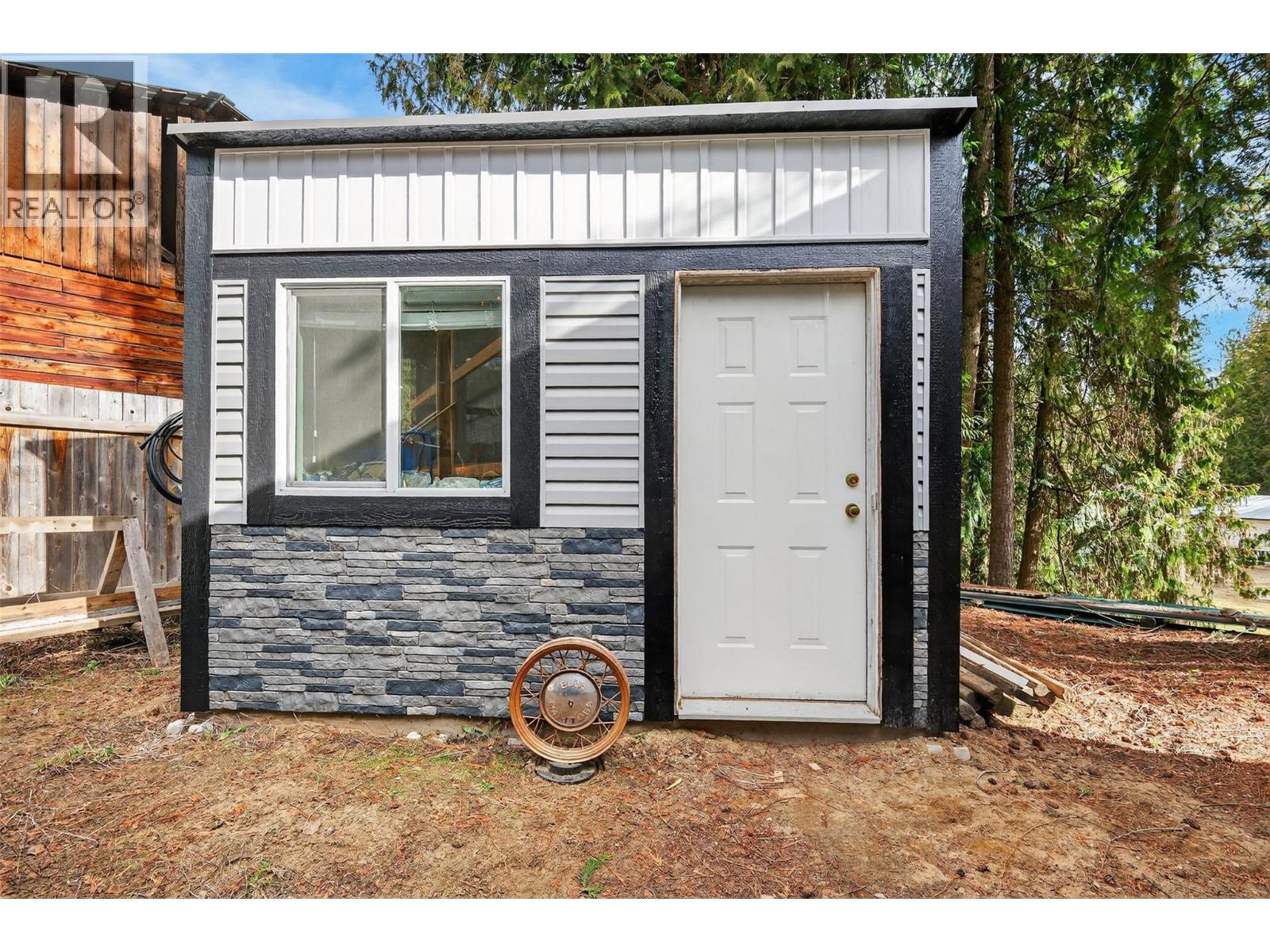 5235 Shaw Road Unit# 11, Salmon Arm, British Columbia  V1E 4M3 - Photo 35 - 10383370