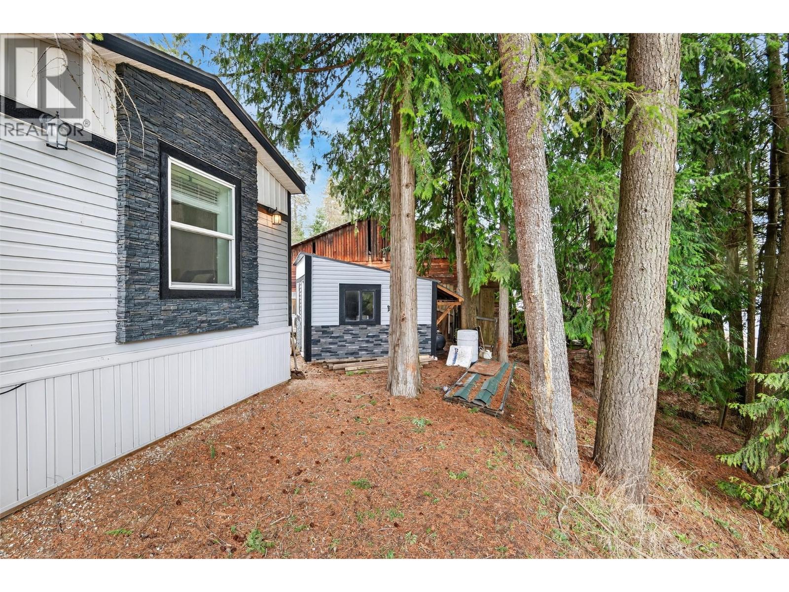 5235 Shaw Road Unit# 11, Salmon Arm, British Columbia  V1E 4M3 - Photo 38 - 10383370