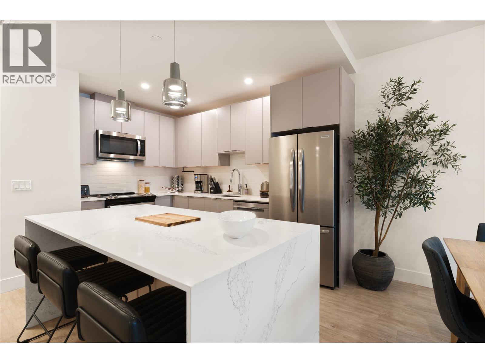 1701 Coursier Avenue Unit# 4403, Revelstoke, British Columbia  V0E 2S3 - Photo 1 - 10383209