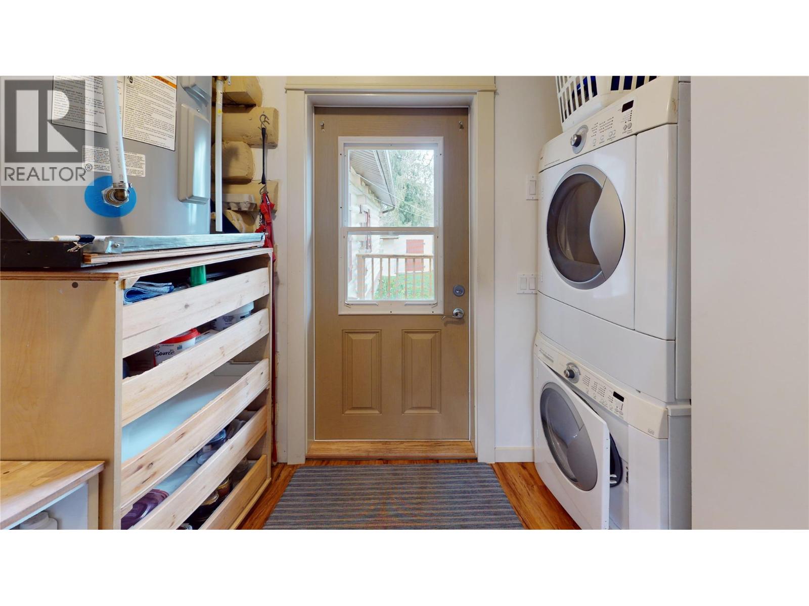 805 16th Avenue S, Creston, British Columbia  V0B 1G3 - Photo 14 - 10382298