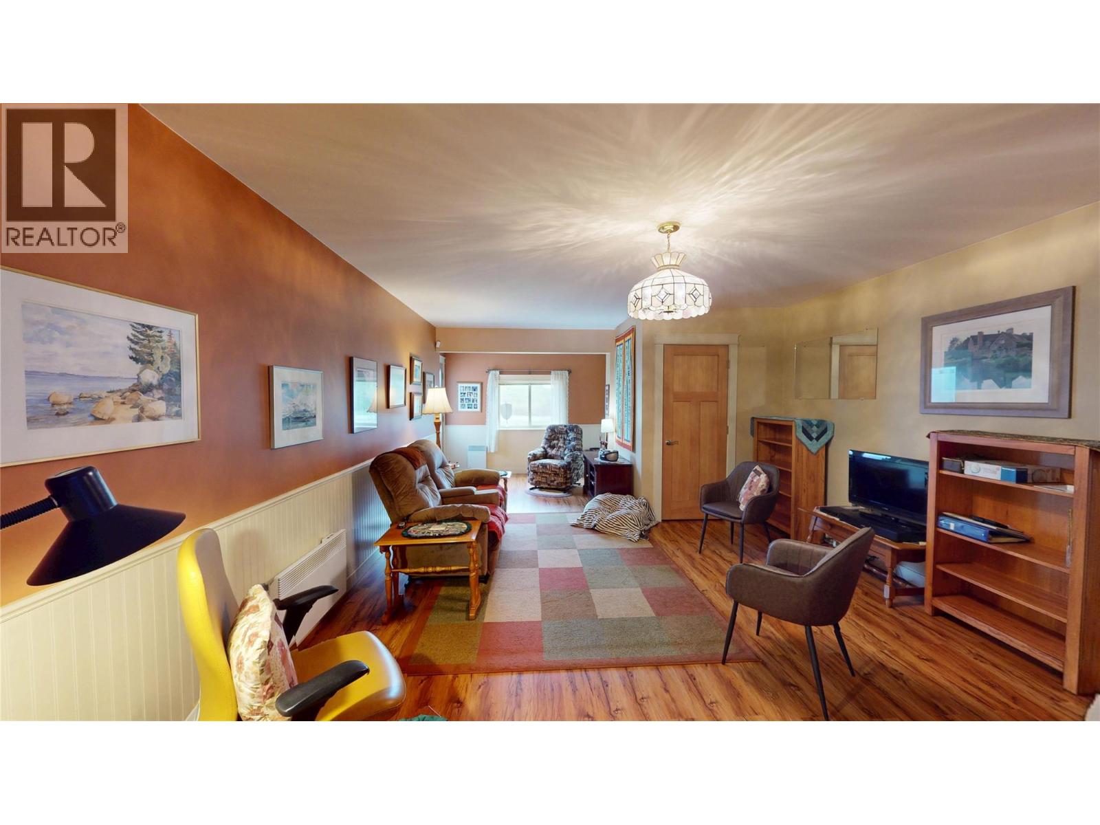 805 16th Avenue S, Creston, British Columbia  V0B 1G3 - Photo 5 - 10382298