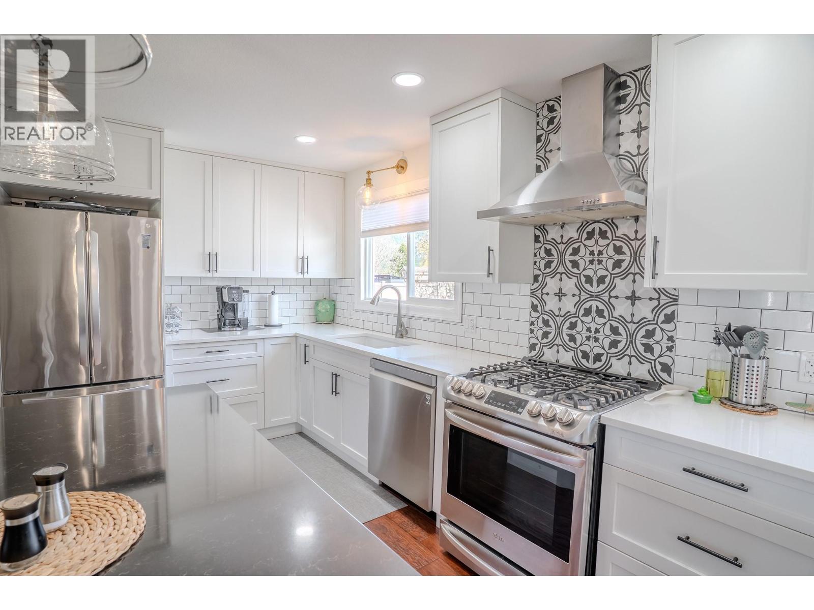 331 Birch Street, Chase, British Columbia  V0E 1M0 - Photo 10 - 10383555