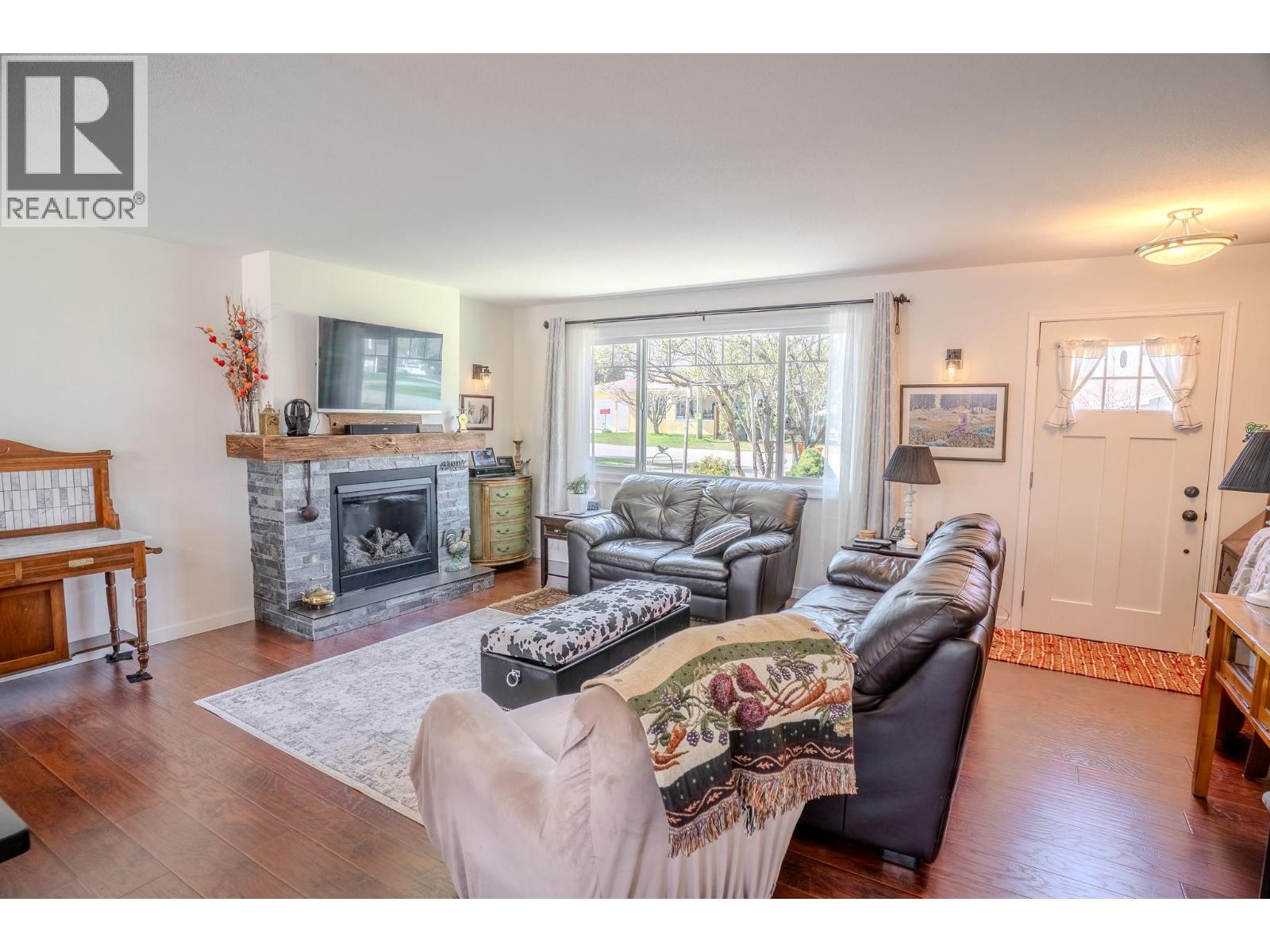 331 Birch Street, Chase, British Columbia  V0E 1M0 - Photo 12 - 10383555