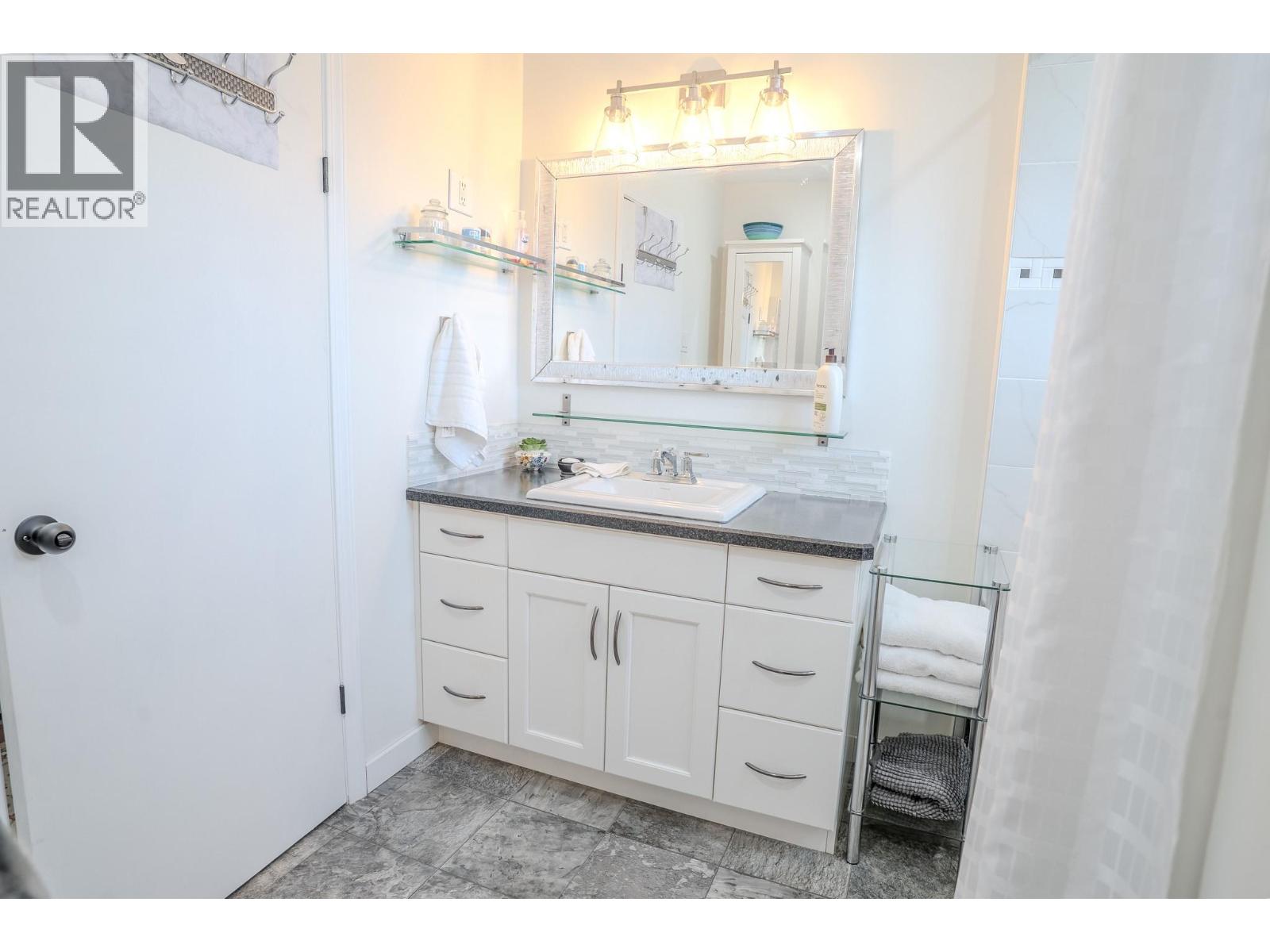 331 Birch Street, Chase, British Columbia  V0E 1M0 - Photo 14 - 10383555