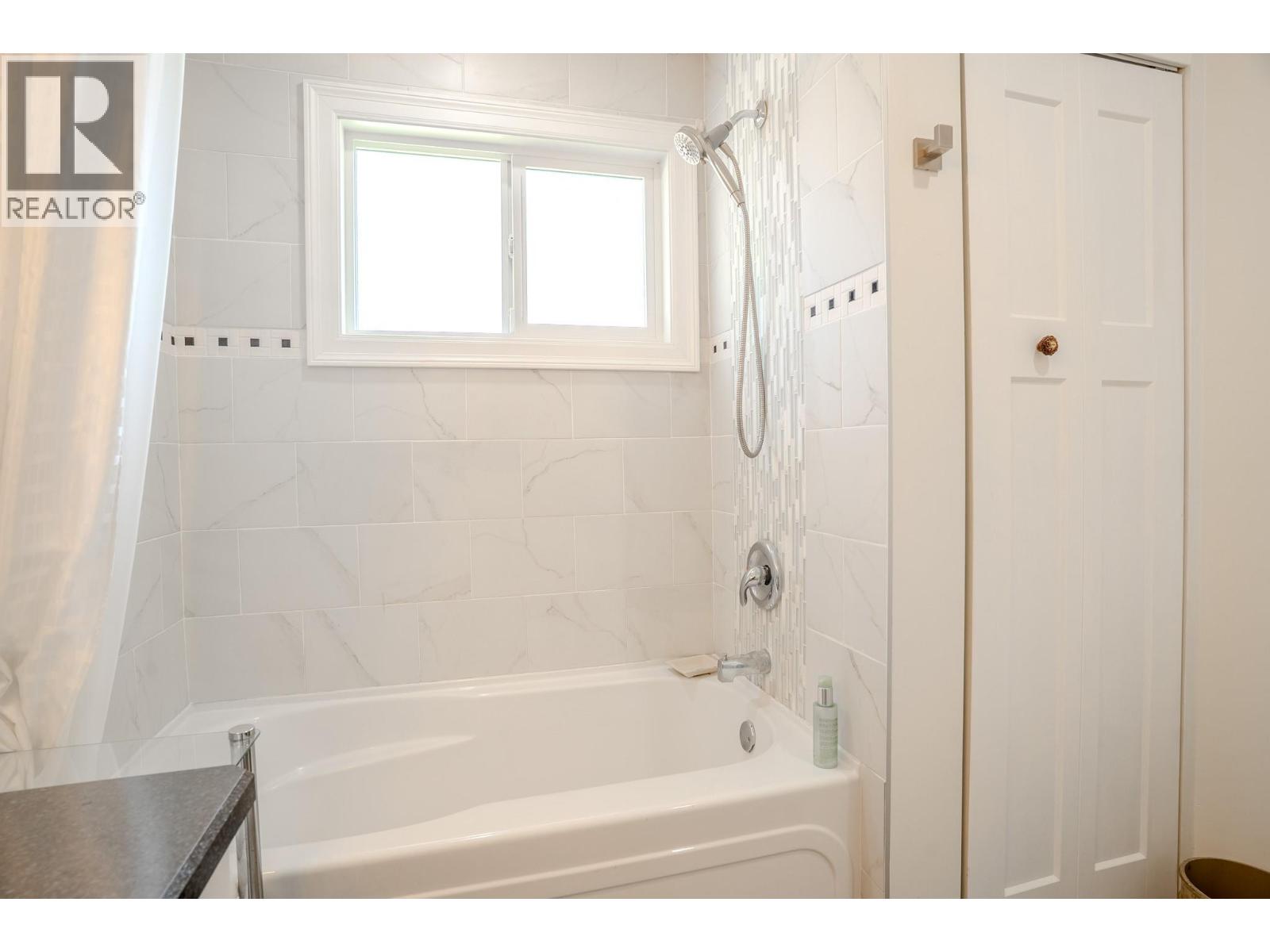 331 Birch Street, Chase, British Columbia  V0E 1M0 - Photo 15 - 10383555