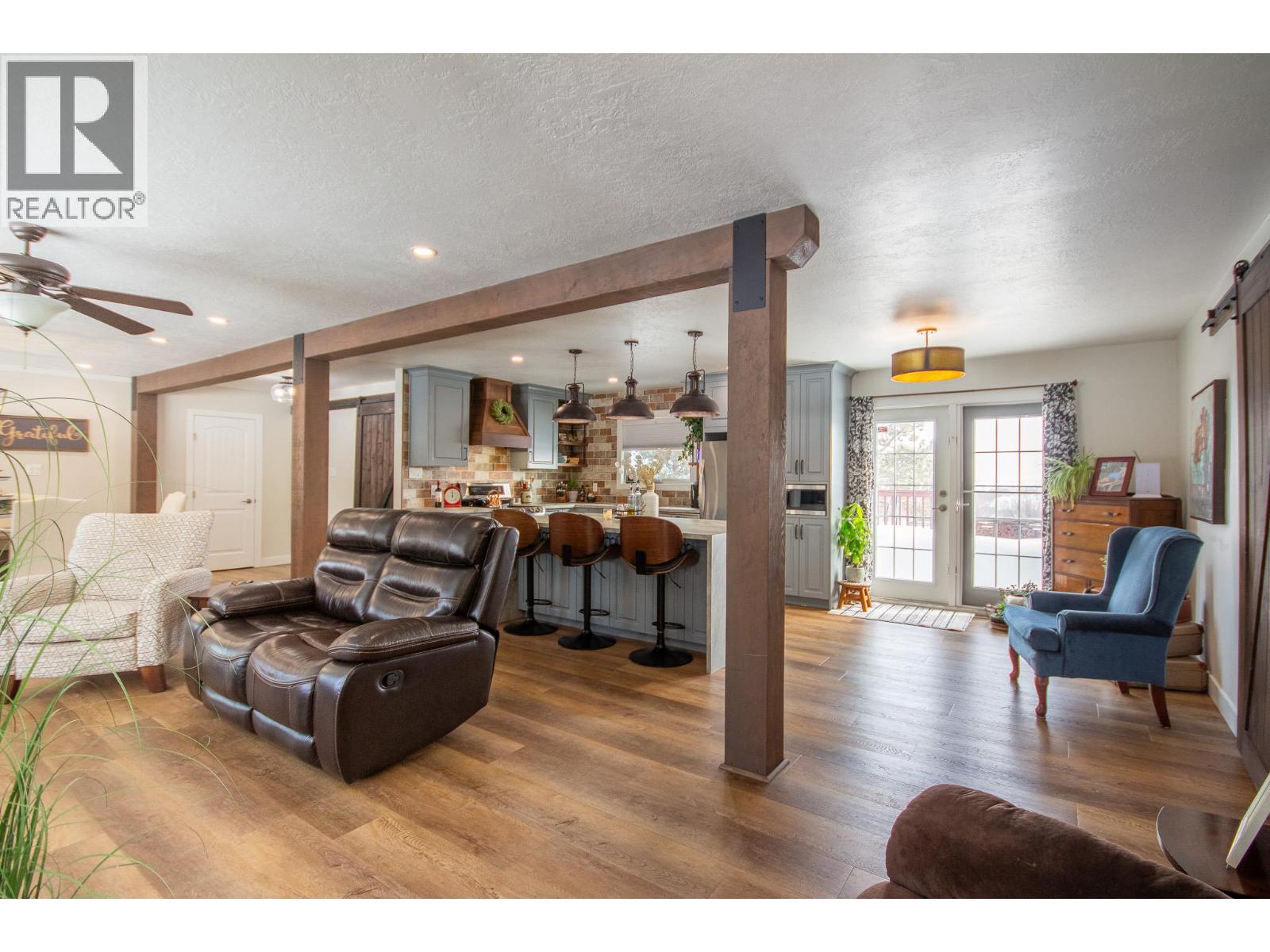 9084 227 Road, Dawson Creek, British Columbia  V1G 4E8 - Photo 9 - 10383518