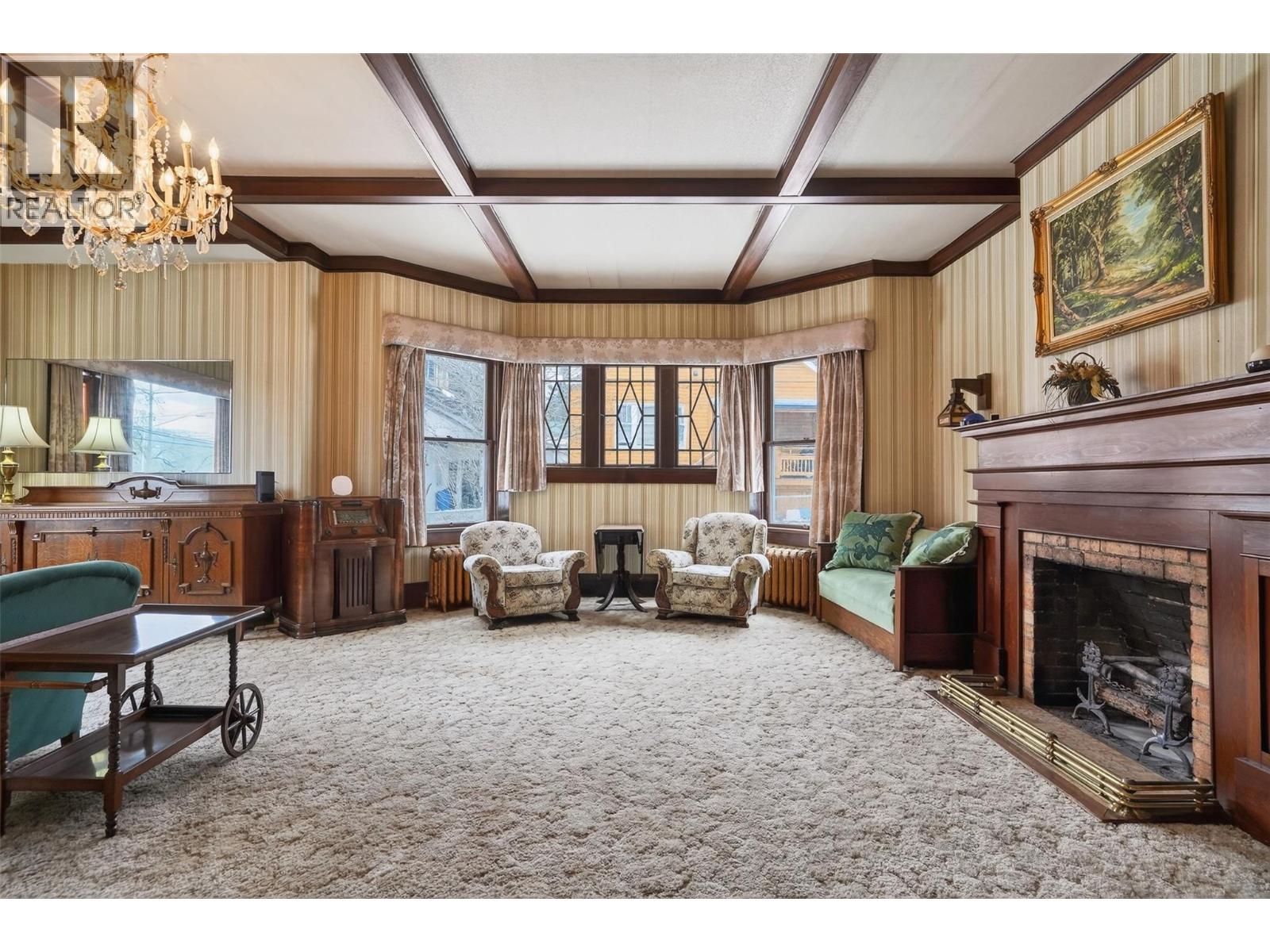 312 Latimer Street, Nelson, British Columbia  V1L 4T6 - Photo 11 - 10383141