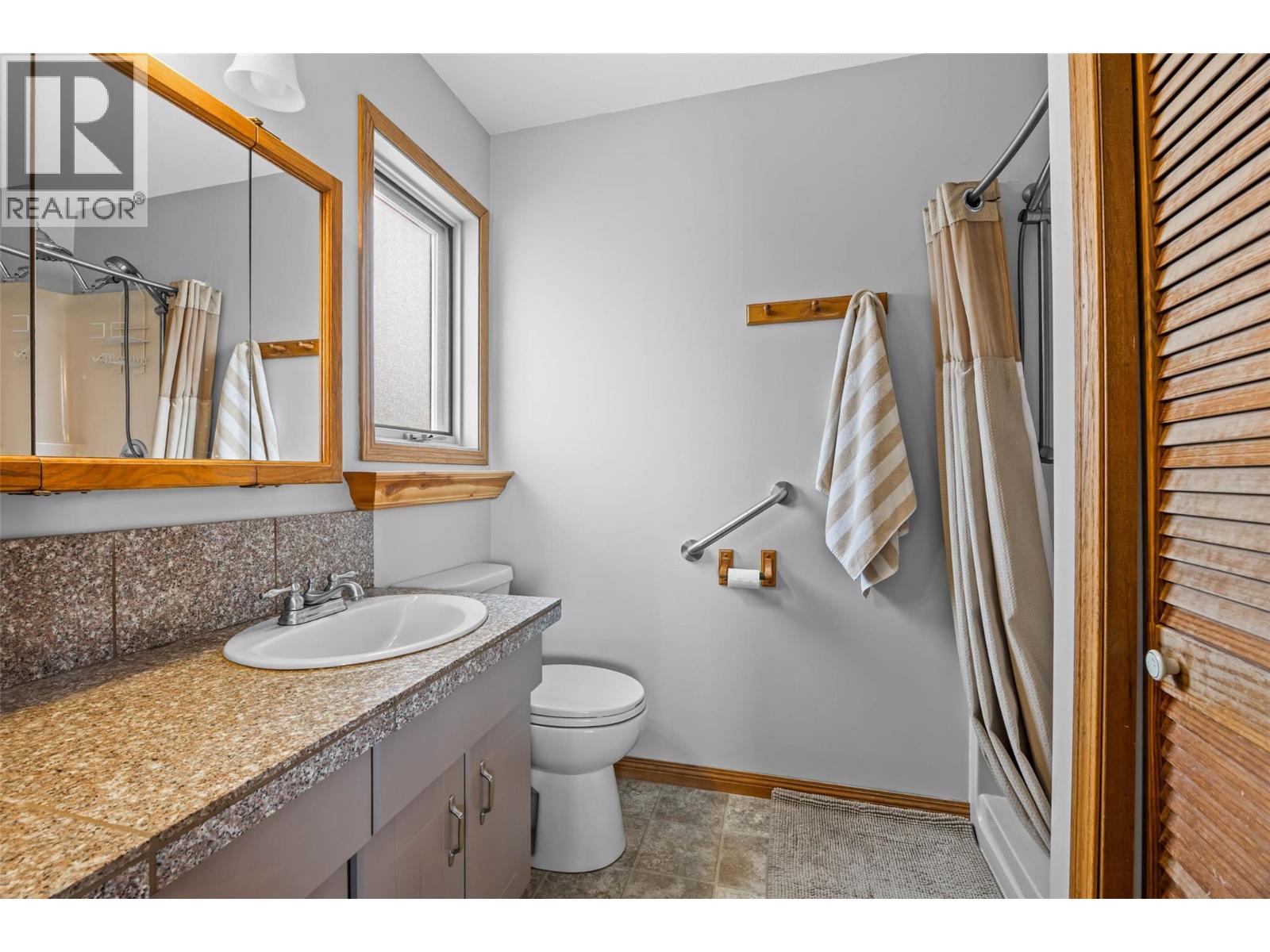 2257 Garymede Drive, Kamloops, British Columbia  V1S 1P3 - Photo 28 - 10383526