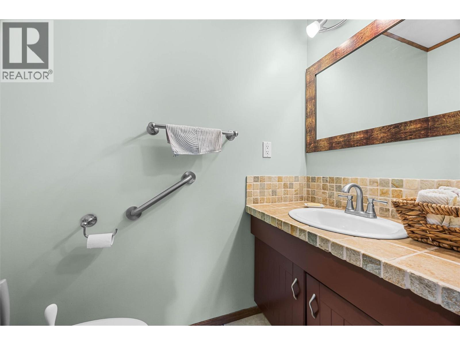 2257 Garymede Drive, Kamloops, British Columbia  V1S 1P3 - Photo 32 - 10383526