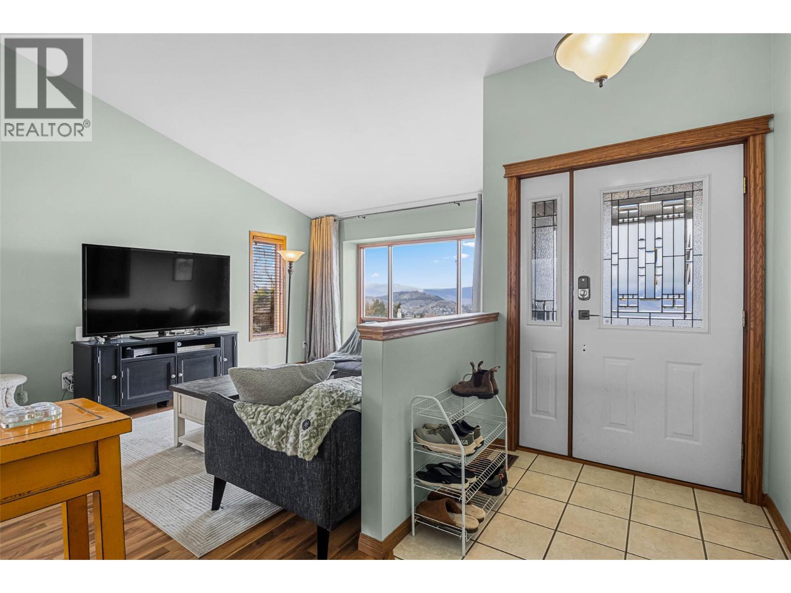 2257 Garymede Drive, Kamloops, British Columbia  V1S 1P3 - Photo 4 - 10383526