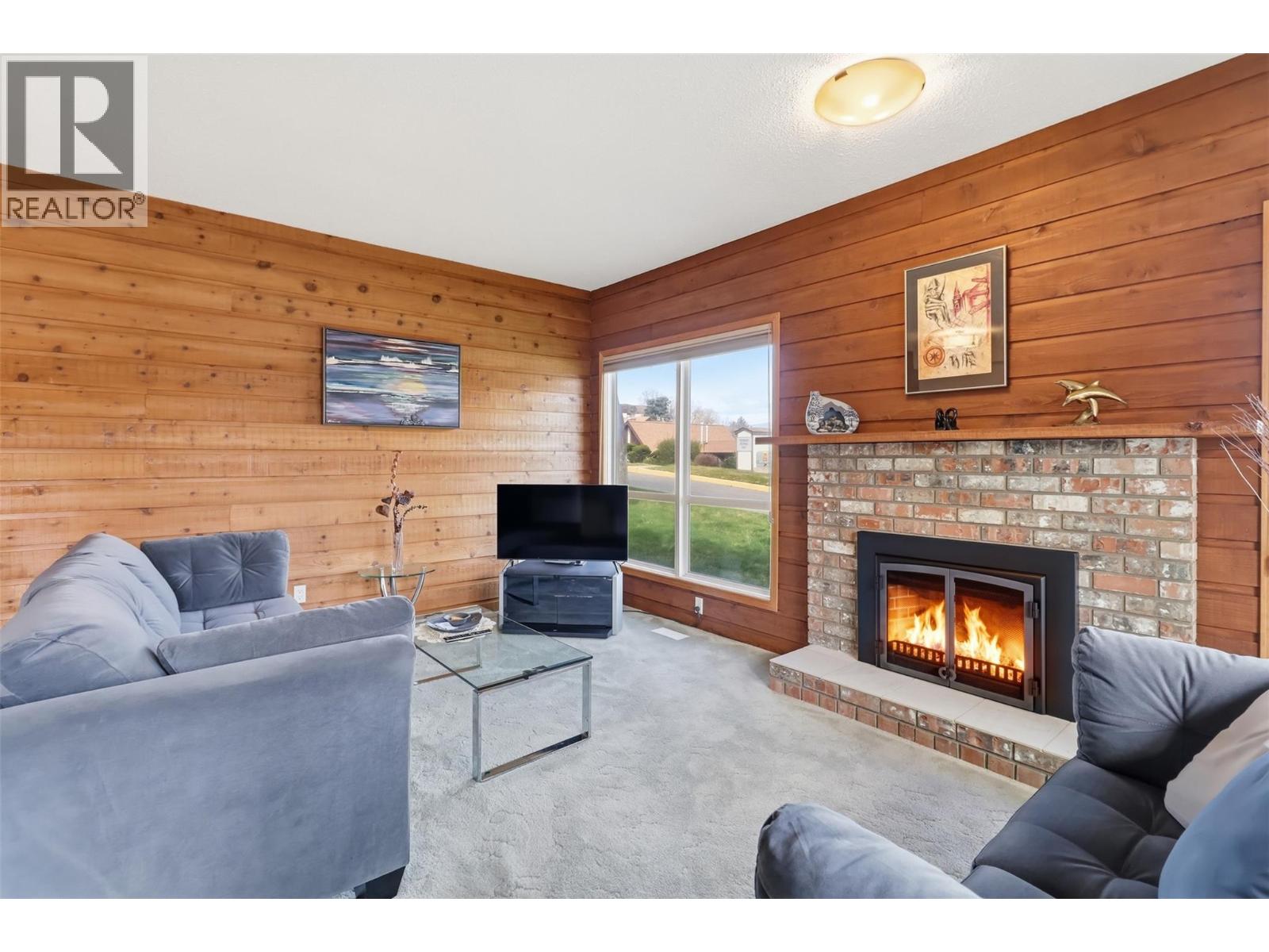 250 Pemberton Terrace Unit# 25, Kamloops, British Columbia  V2C 6A9 - Photo 3 - 10383111