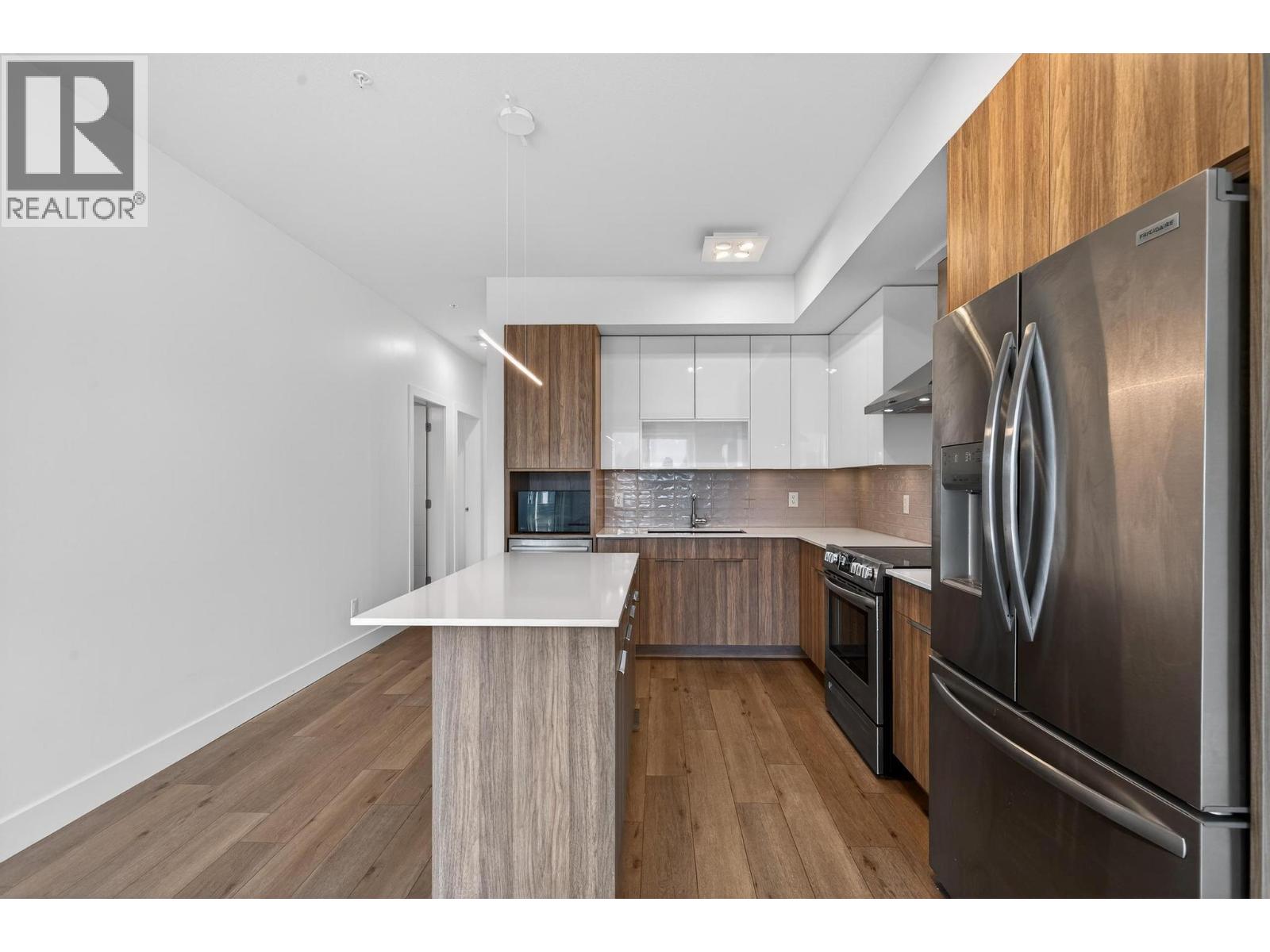 3642 Mission Springs Drive Unit# 302, Kelowna, British Columbia  V1W 0E1 - Photo 2 - 10381979