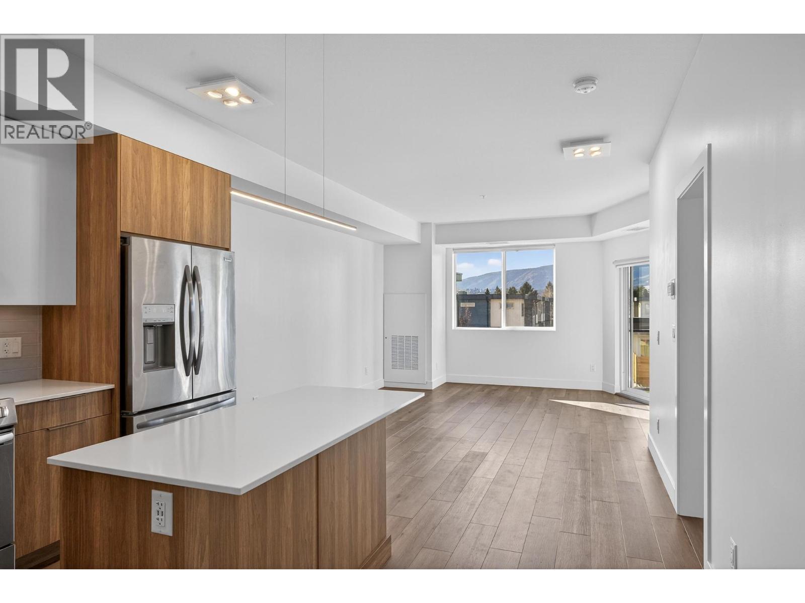 3642 Mission Springs Drive Unit# 302, Kelowna, British Columbia  V1W 0E1 - Photo 6 - 10381979