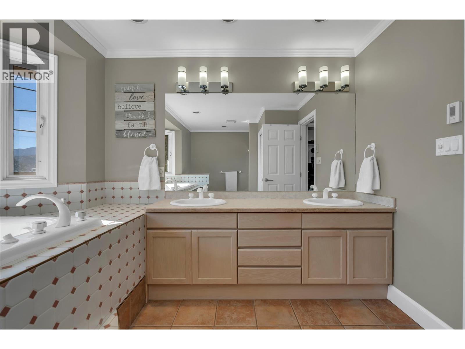 165 Highland Drive, Okanagan Falls, British Columbia  V0H 1R3 - Photo 24 - 10381463