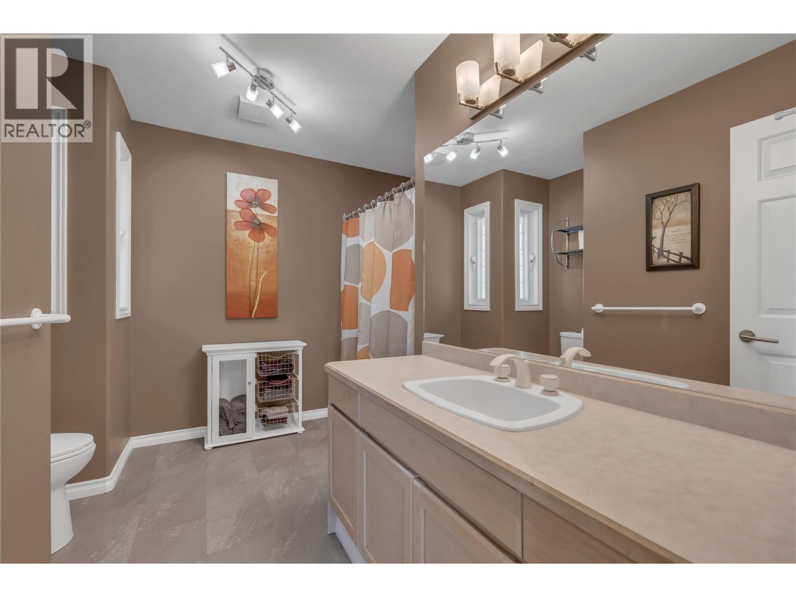 165 Highland Drive, Okanagan Falls, British Columbia  V0H 1R3 - Photo 30 - 10381463