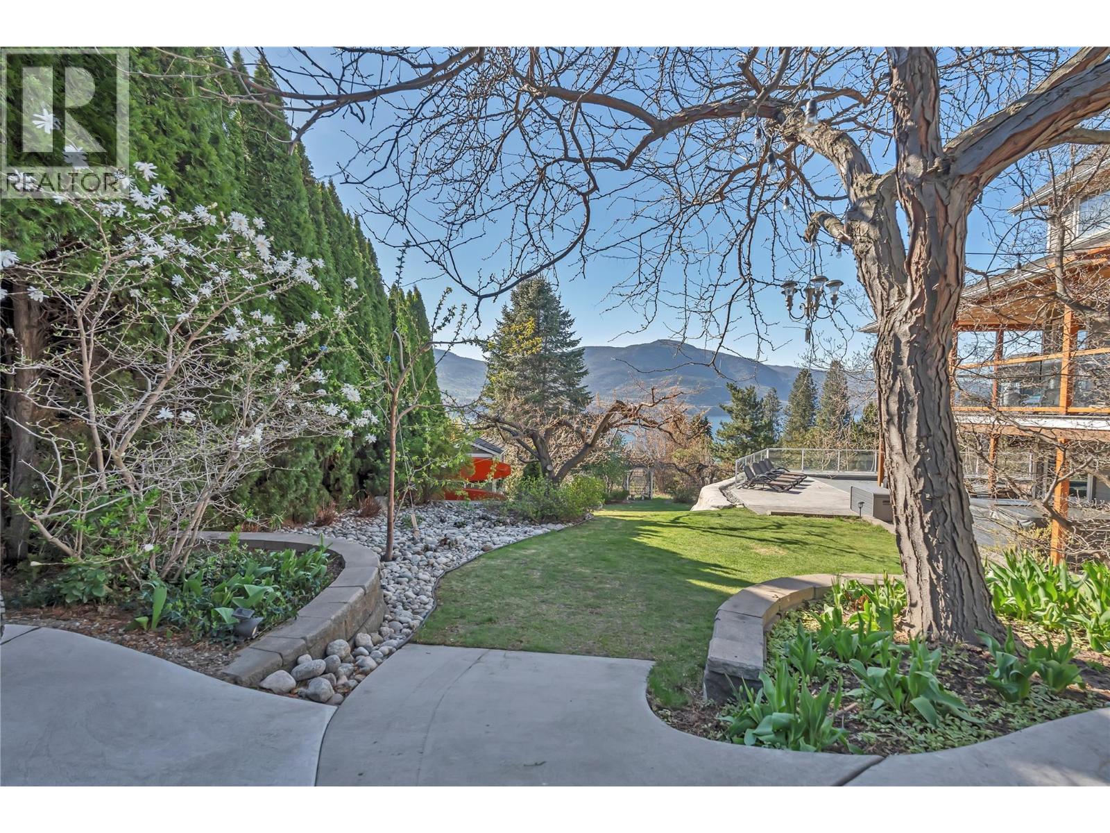 165 Highland Drive, Okanagan Falls, British Columbia  V0H 1R3 - Photo 47 - 10381463