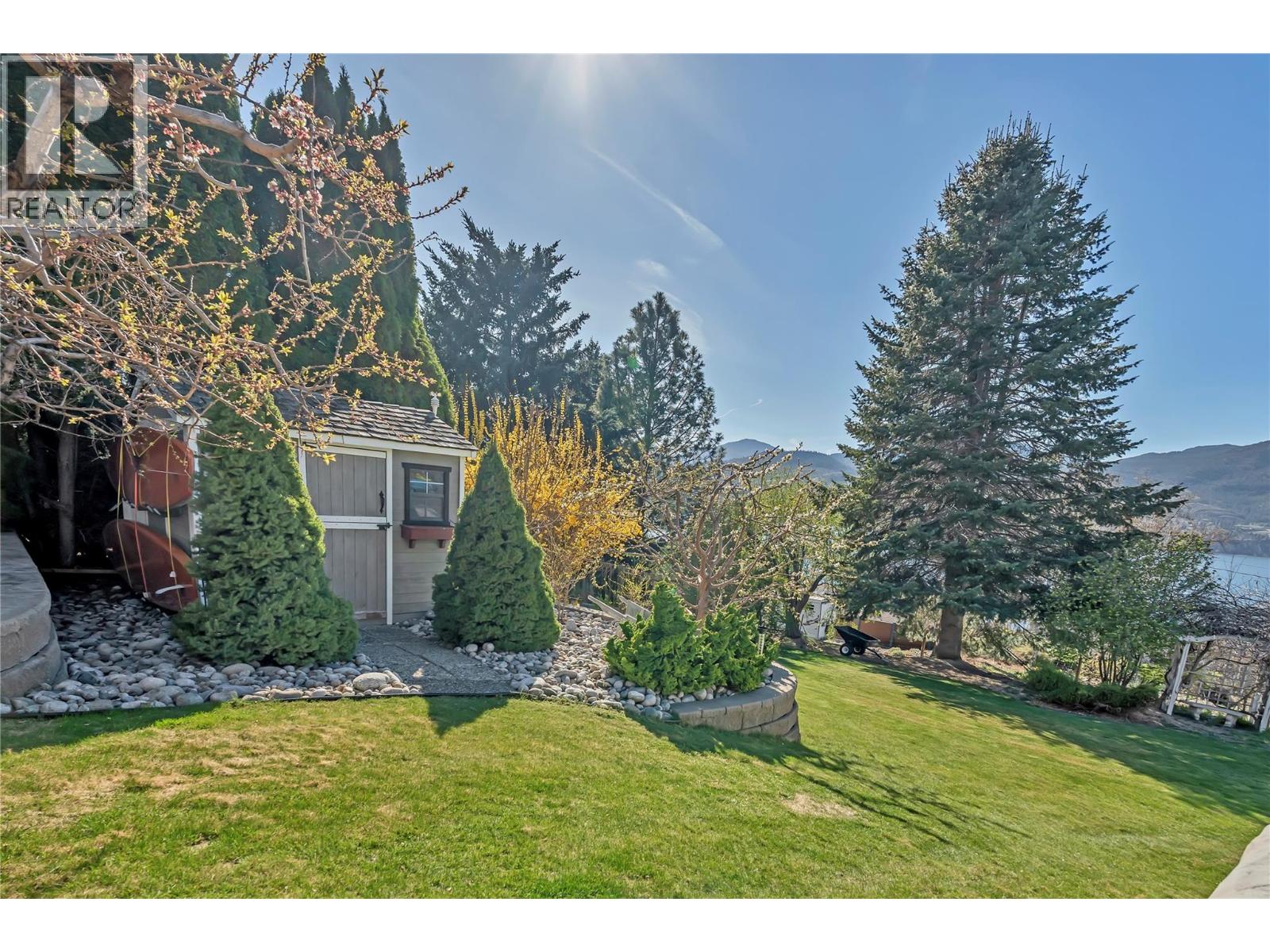 165 Highland Drive, Okanagan Falls, British Columbia  V0H 1R3 - Photo 48 - 10381463