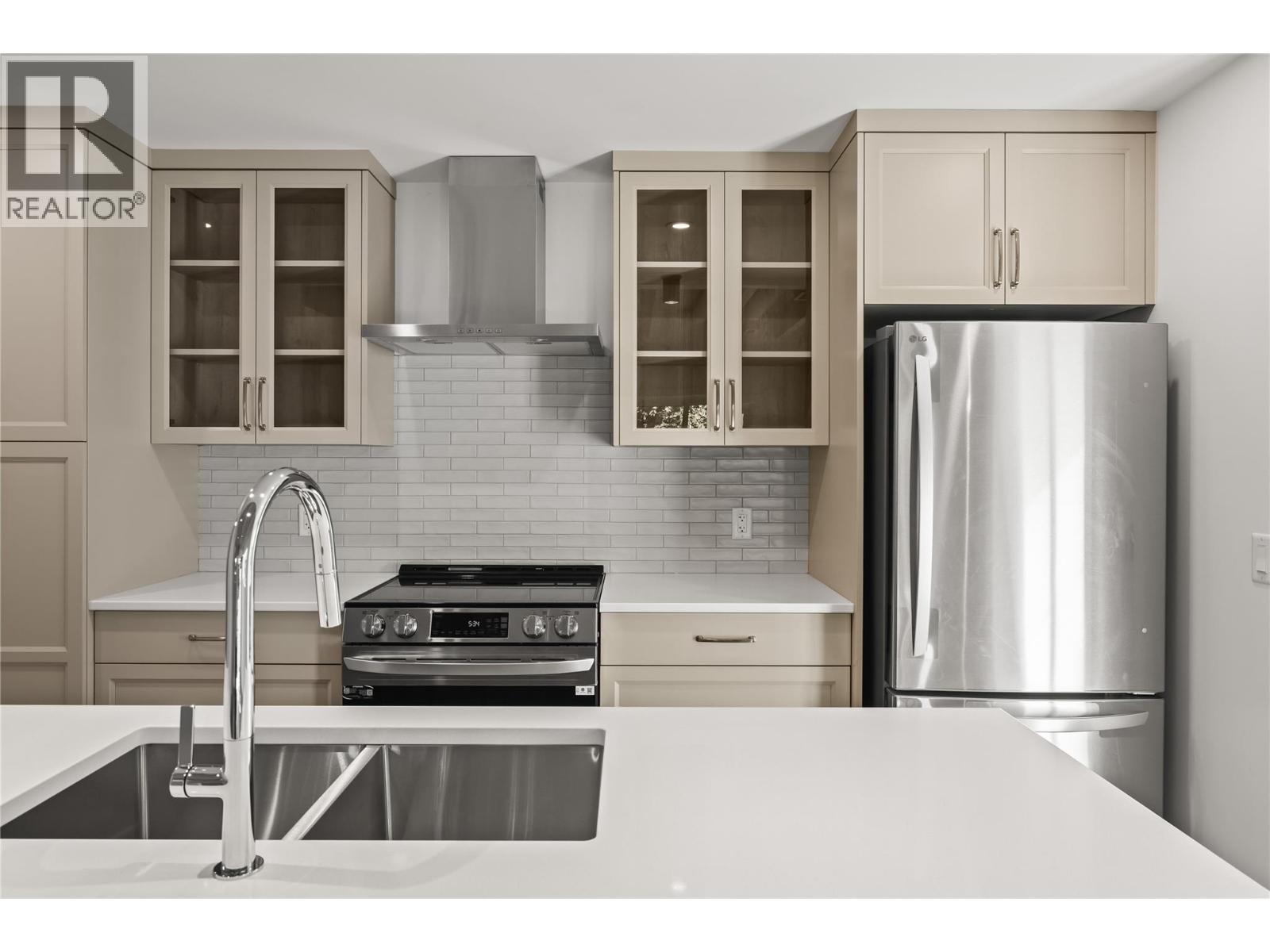 2957 Conlin Court Unit# 1, Kelowna, British Columbia  V1Y 7S7 - Photo 12 - 10383467