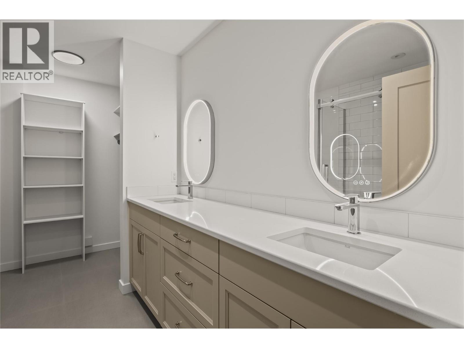 2957 Conlin Court Unit# 1, Kelowna, British Columbia  V1Y 7S7 - Photo 38 - 10383467