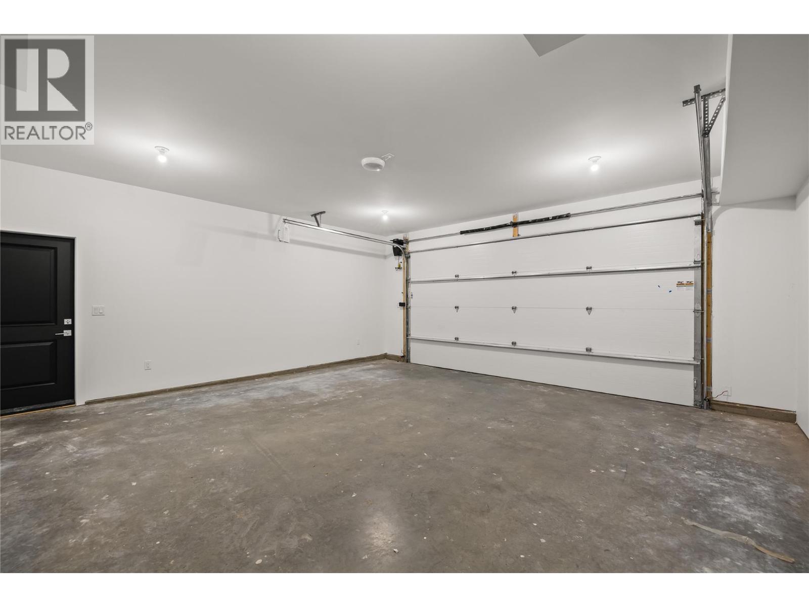 2957 Conlin Court Unit# 1, Kelowna, British Columbia  V1Y 7S7 - Photo 43 - 10383467