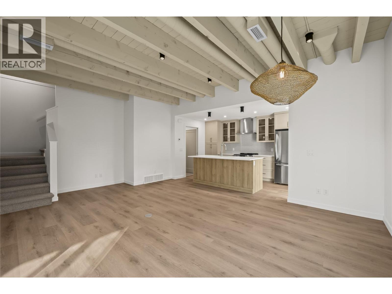 2957 Conlin Court Unit# 1, Kelowna, British Columbia  V1Y 7S7 - Photo 6 - 10383467