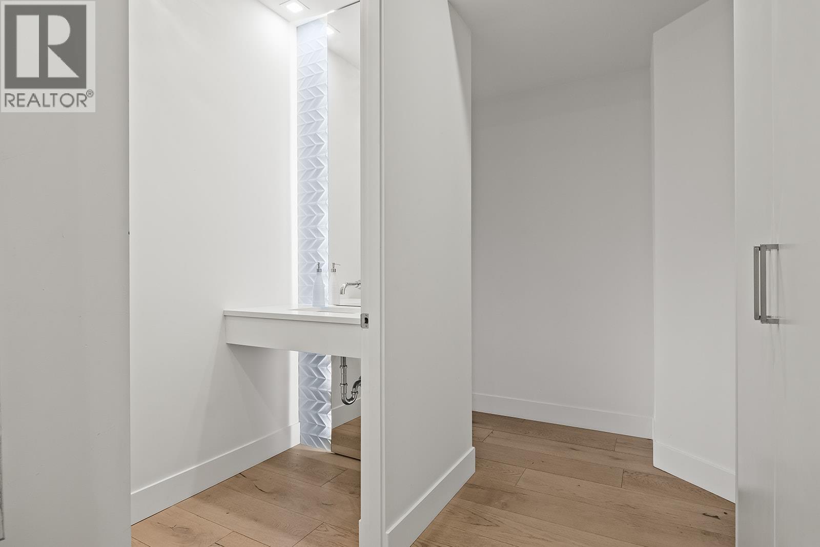 994 Guisachan Road, Kelowna, British Columbia  V1Y 9W8 - Photo 15 - 10380370