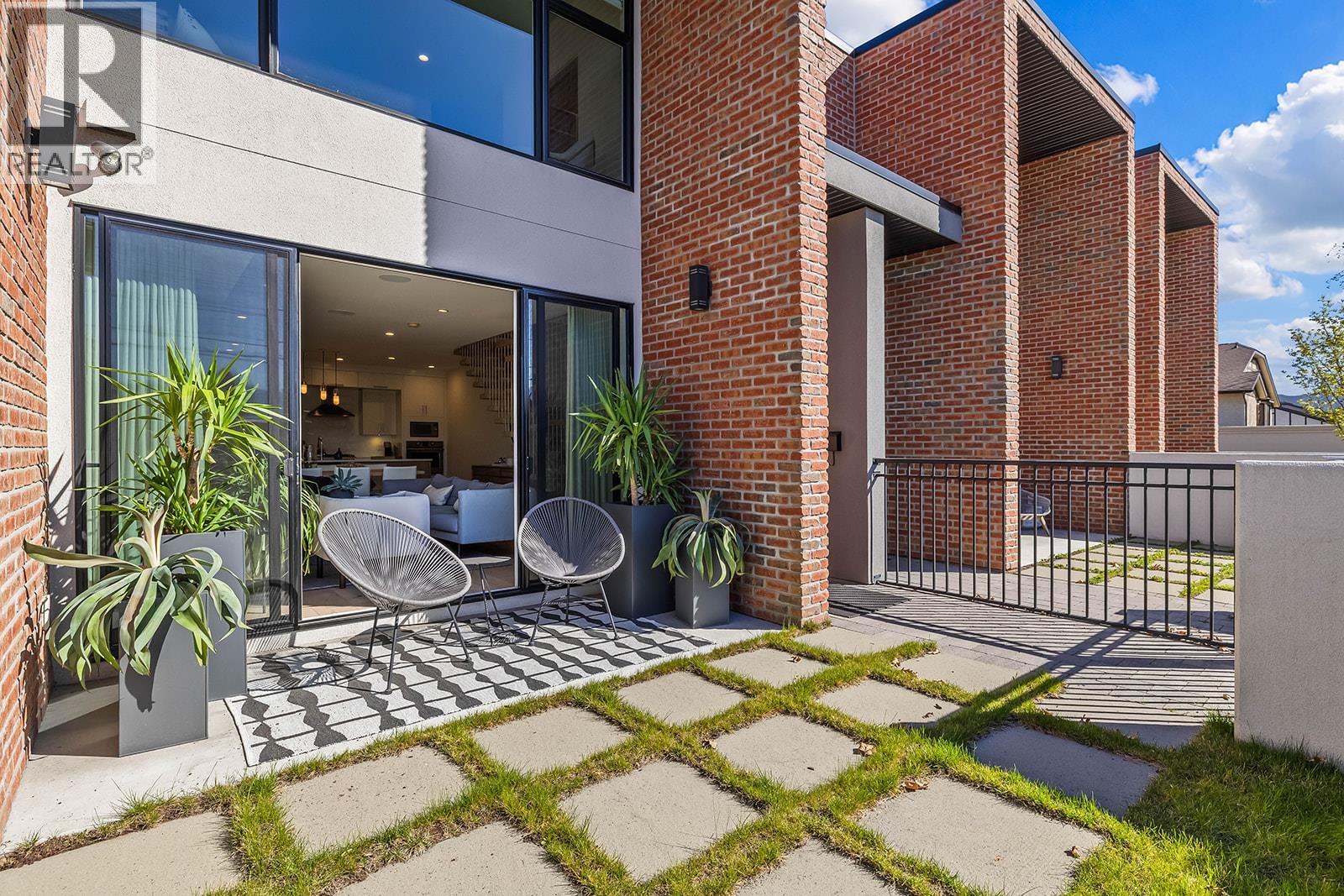 994 Guisachan Road, Kelowna, British Columbia  V1Y 9W8 - Photo 34 - 10380370