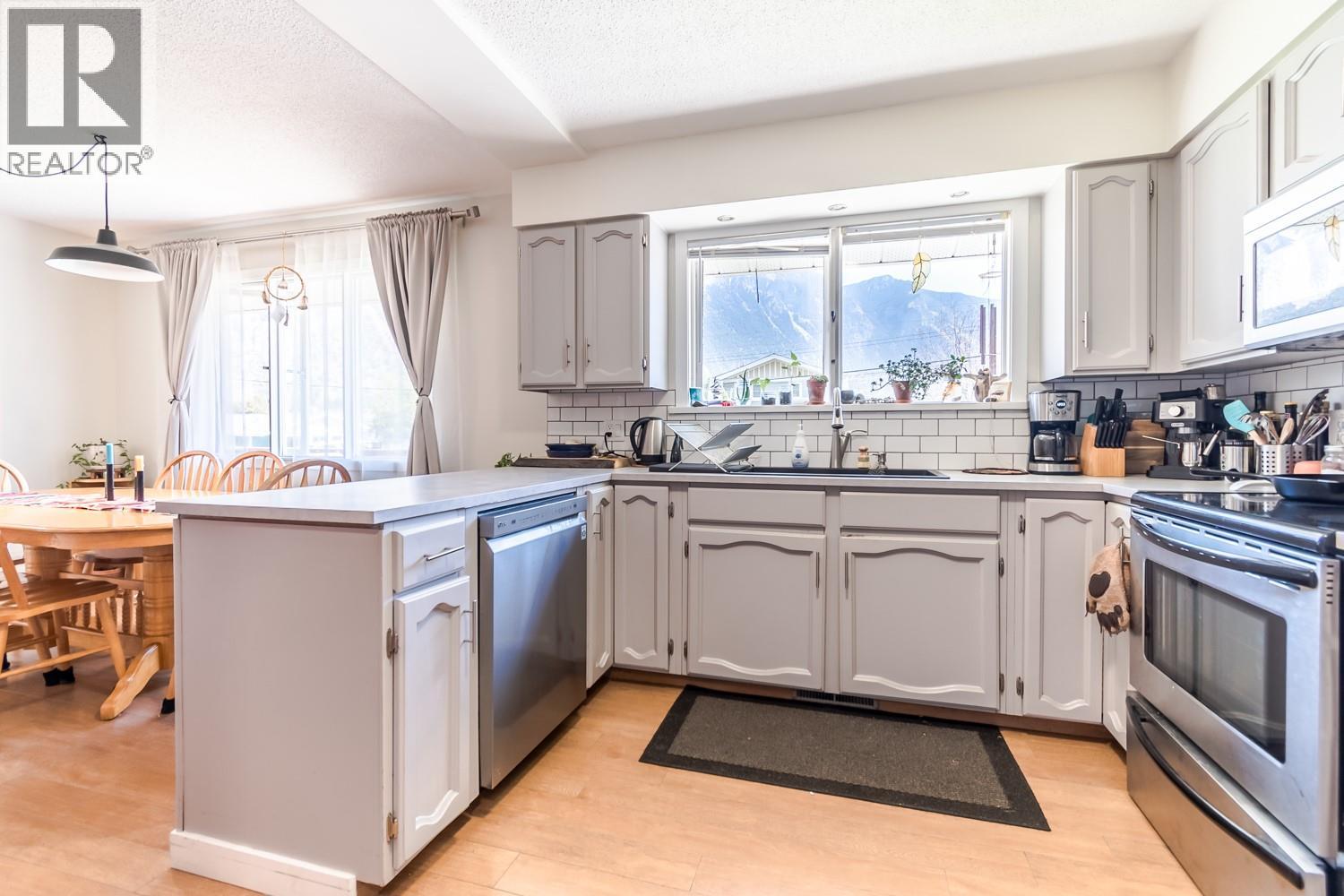 819 Orchard Drive, Lillooet, British Columbia  V0K 1V0 - Photo 34 - 10383449