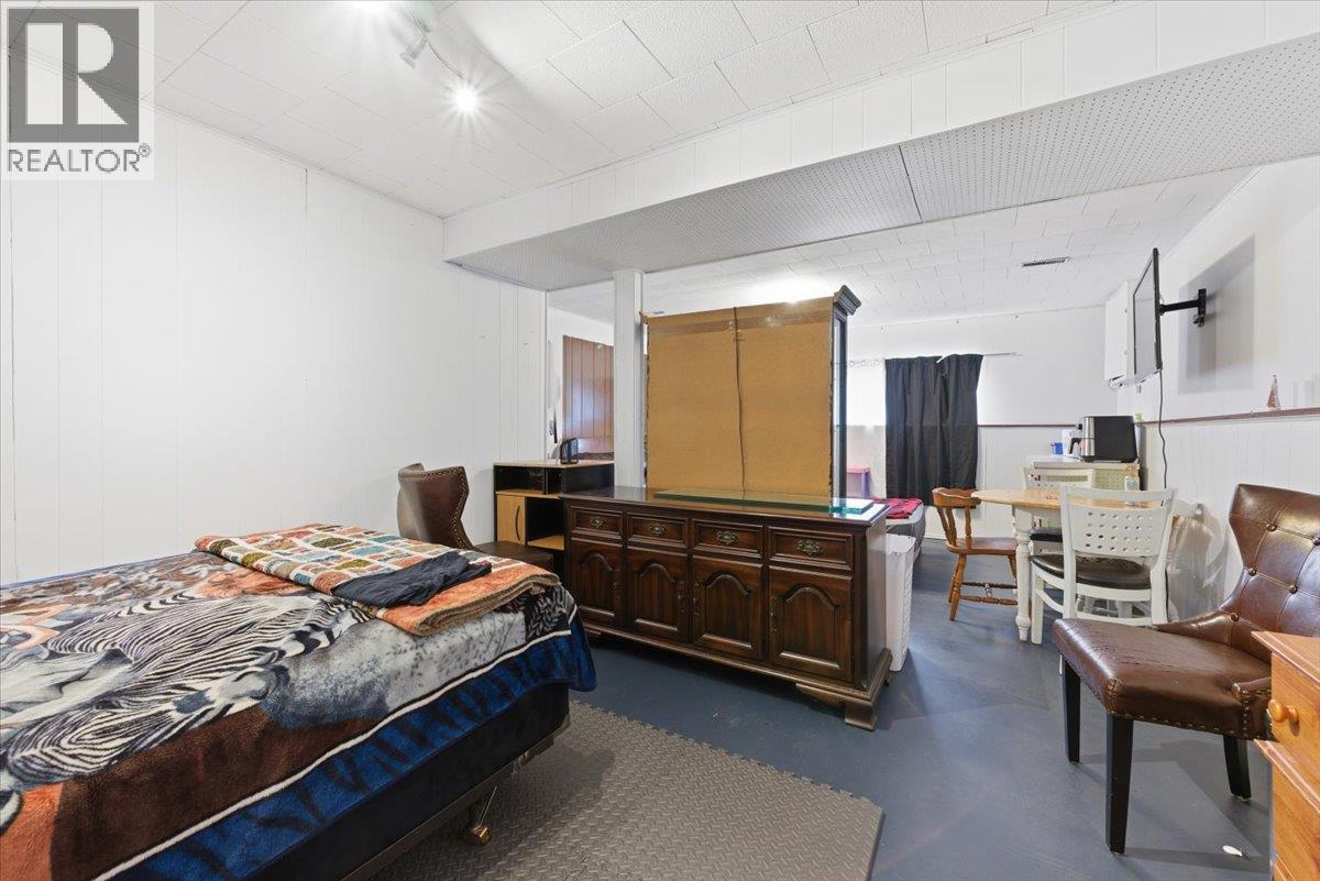 2002 21 Avenue, Vernon, British Columbia  V1T 7B9 - Photo 20 - 10383385