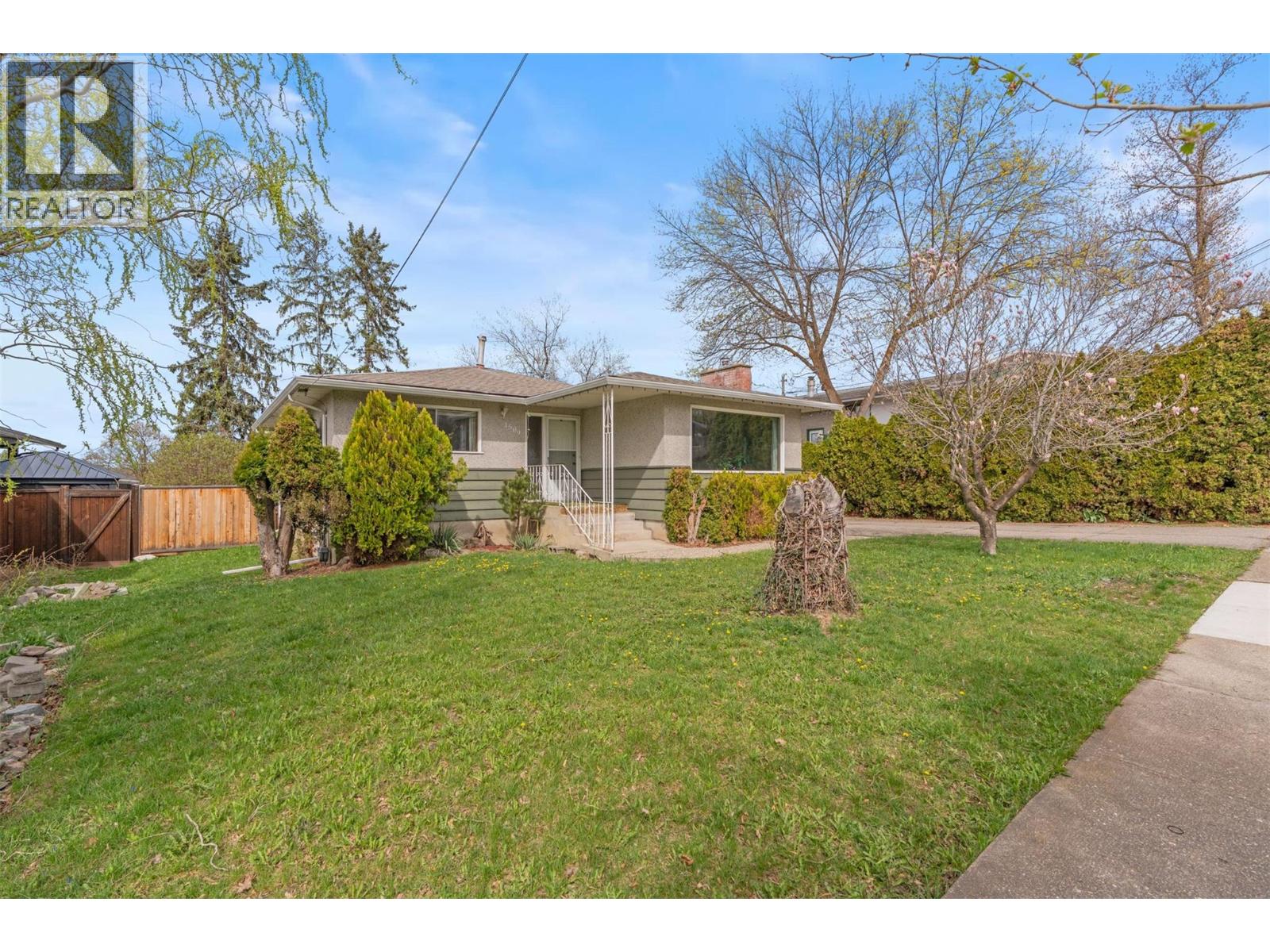 1509 37 Avenue, Vernon, British Columbia  V1T 2W4 - Photo 5 - 10380841