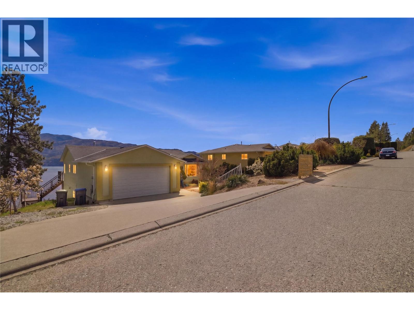 5245 Sutherland Road, Peachland, British Columbia  V0H 1X2 - Photo 1 - 10383585