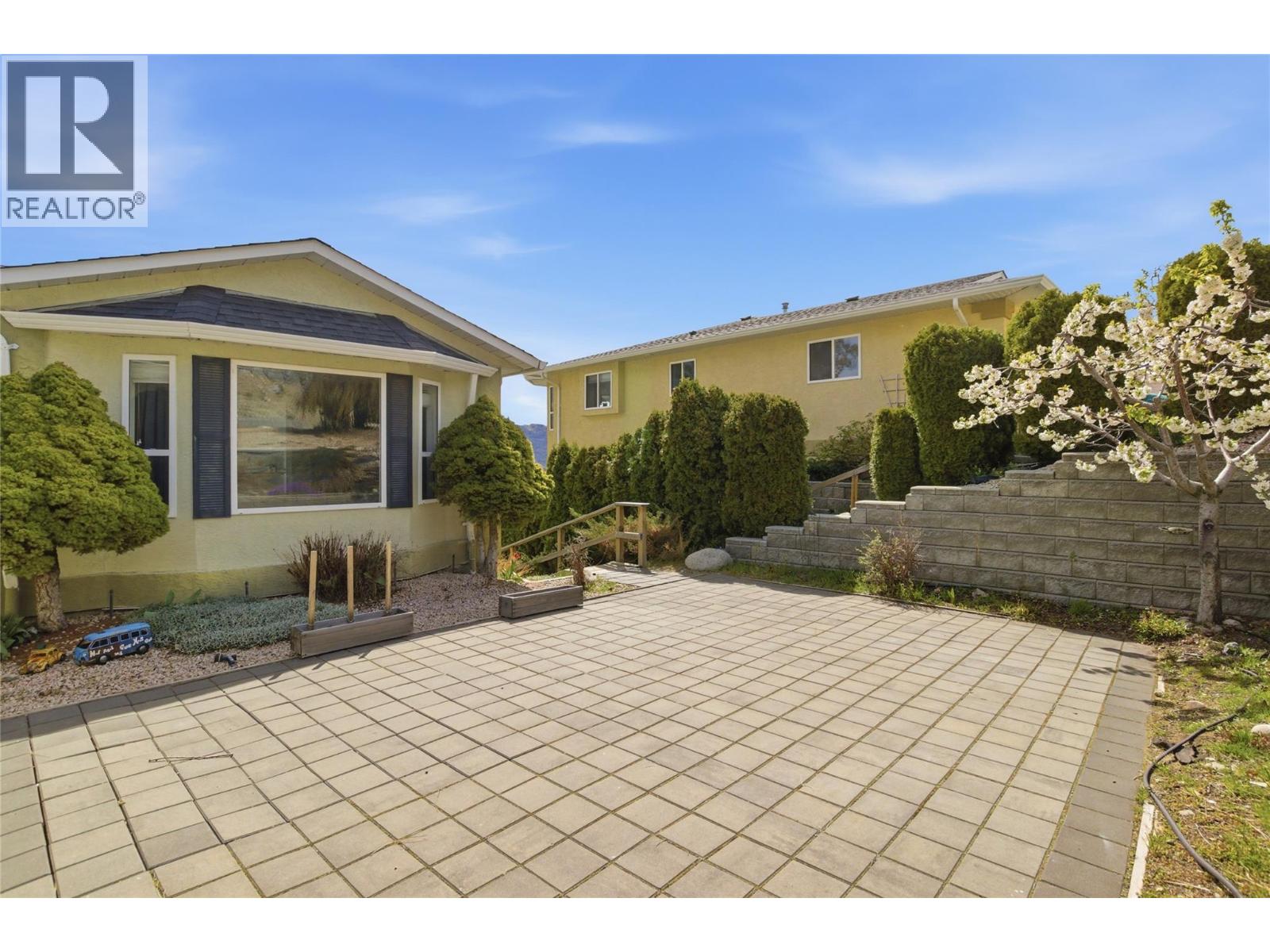 5245 Sutherland Road, Peachland, British Columbia  V0H 1X2 - Photo 5 - 10383585