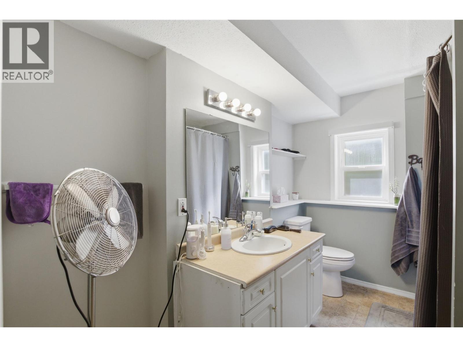 5245 Sutherland Road, Peachland, British Columbia  V0H 1X2 - Photo 50 - 10383585