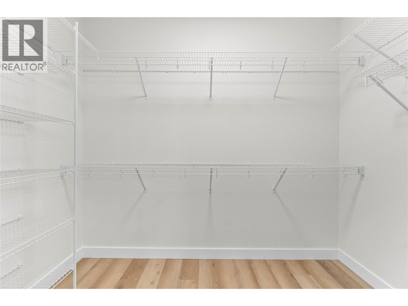 231 20 Street Ne Unit# 10, Salmon Arm, British Columbia  V1E 2Z7 - Photo 8 - 10383573