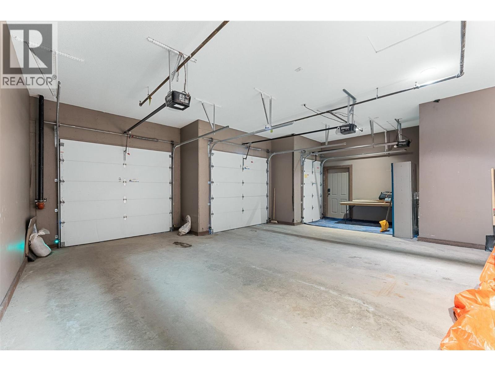 5895 Snow Pines Way Unit# 2, Big White, British Columbia  V1P 1T4 - Photo 28 - 10383174